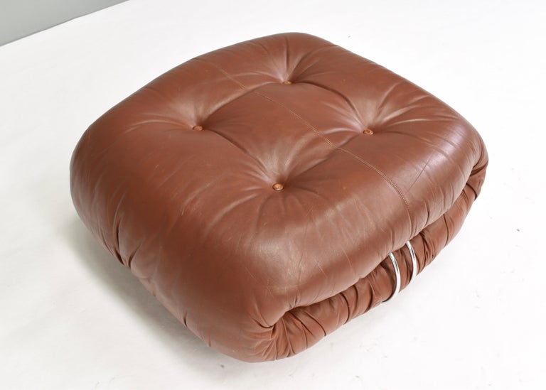 Soriana Pouf in Original Tan Leather by Tobia Scarpa for Cassina, Italy,  1970 For Sale at 1stDibs