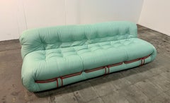 Canapé Soriana par Afra & Tobia Scarpa pour Cassina, rembourré en vert menthe doux