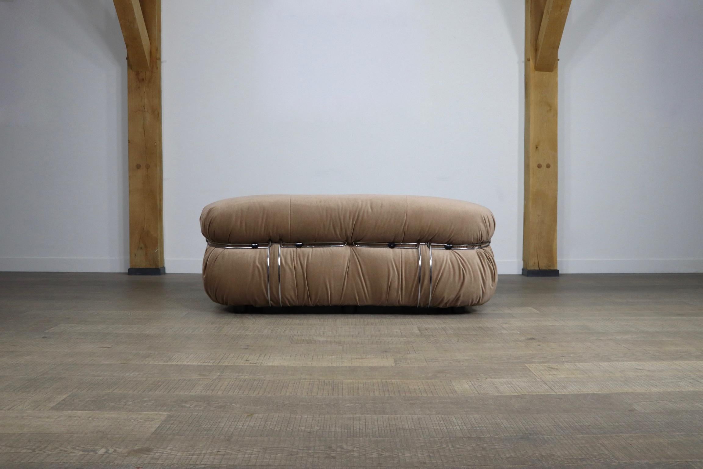 Soriana Sofa in Champagne Mohair by Afra and Tobia Scarpa for Cassina, 1970s 8