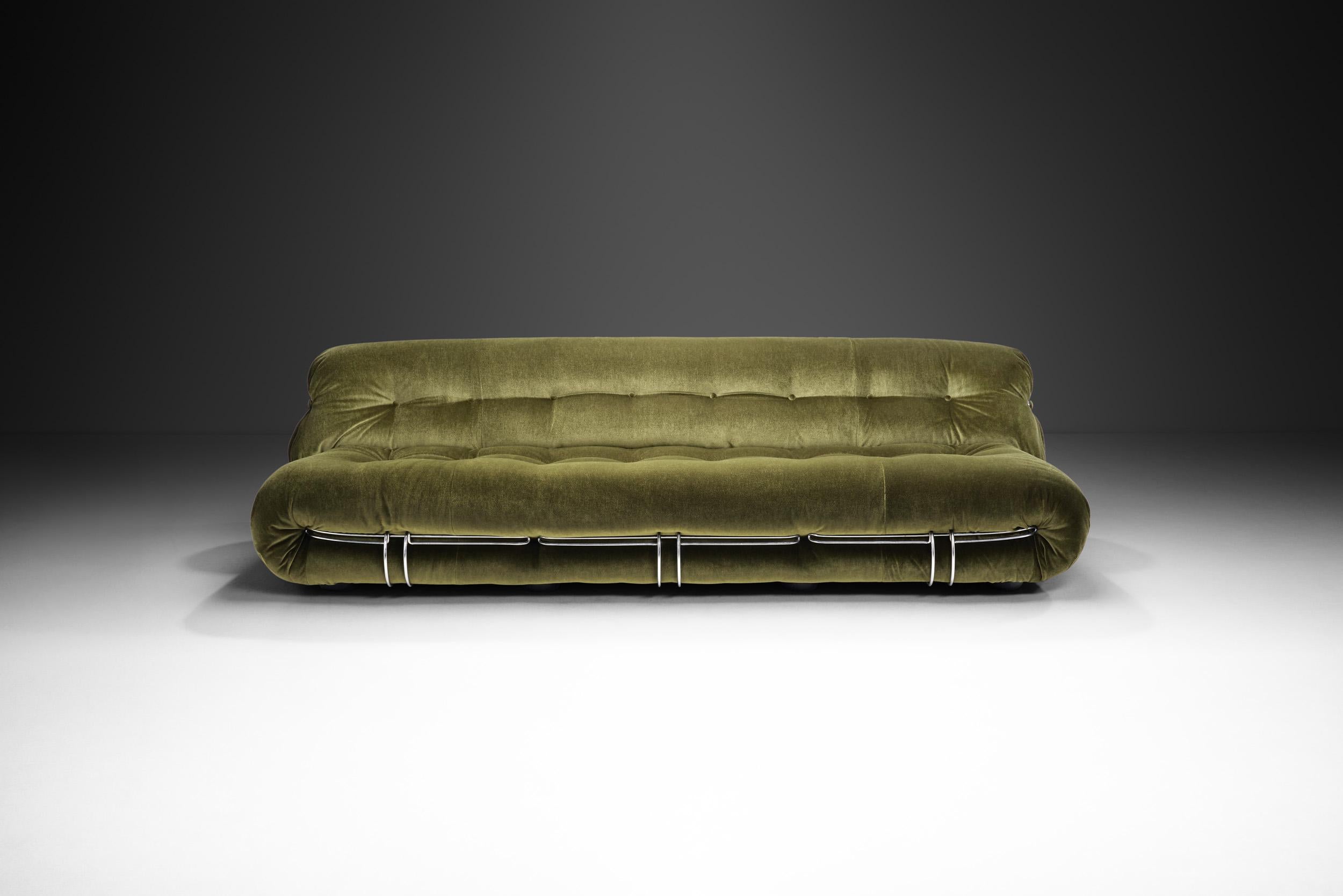 Sofa „Soriana“ aus grünem Samt von Afra und Tobia Scarpa für Cassina, Italien 1969 (Italienisch) im Angebot