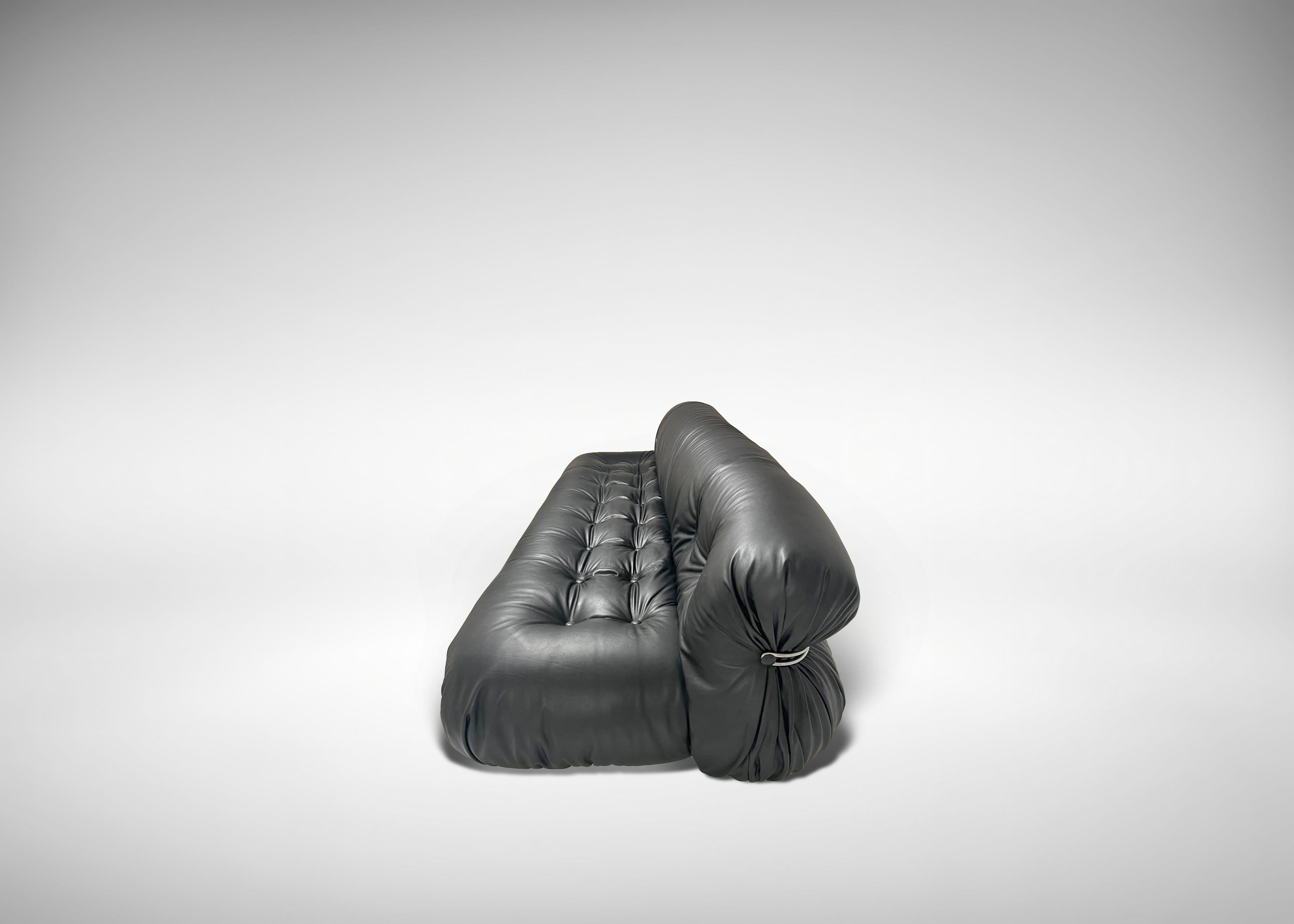Soriana Three Seater Sofa for Cassina, Italy 1970s.

Black Leather, original Cassina Label. Outstanding piece in near perfect condition, with original Cassina Labels. The most celebrated sofa by Afra and Tobia Scarpa, Winner of the 