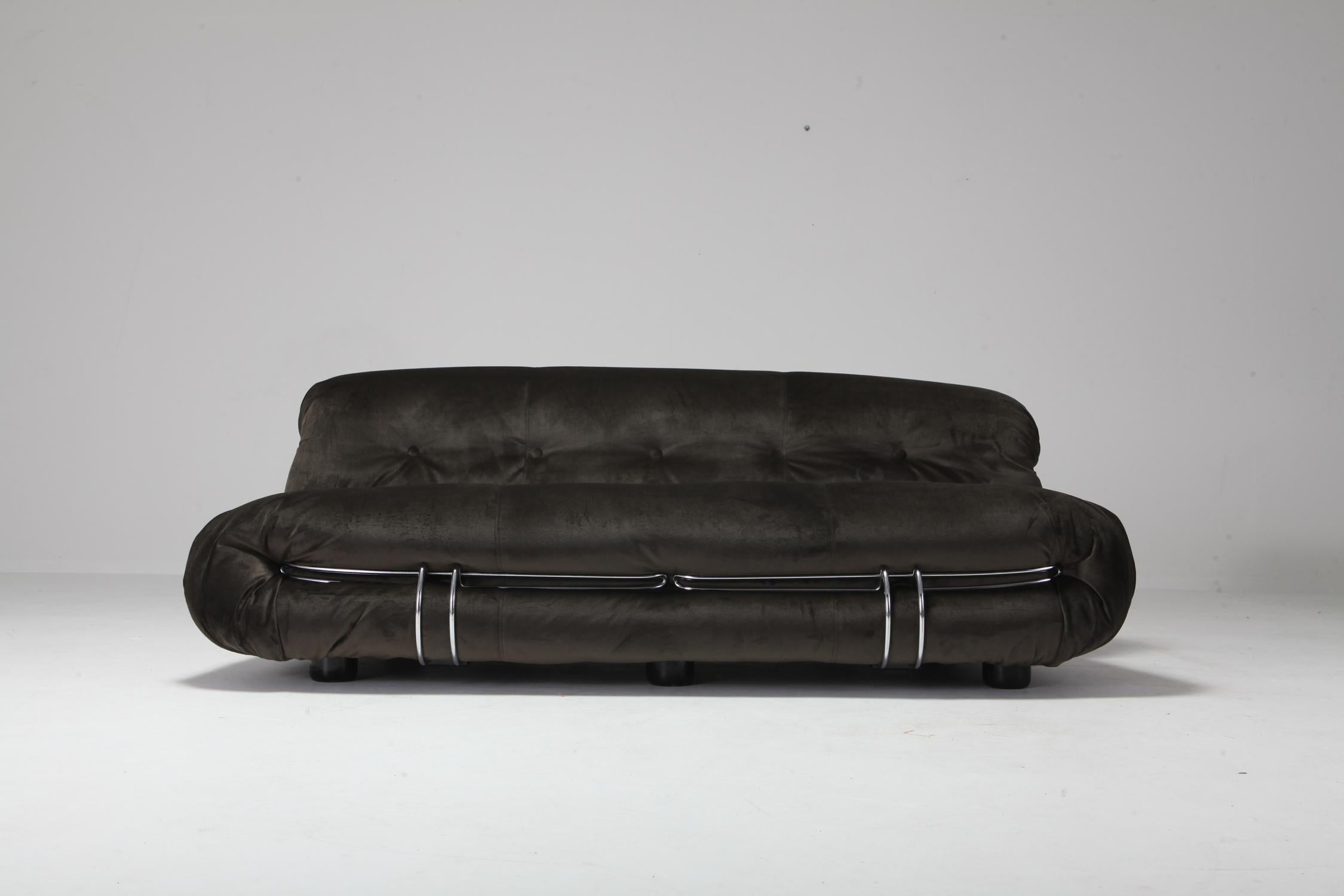 Late 20th Century Soriana Two-Seat Sofa by Afra and Tobia Scarpa for Cassina
