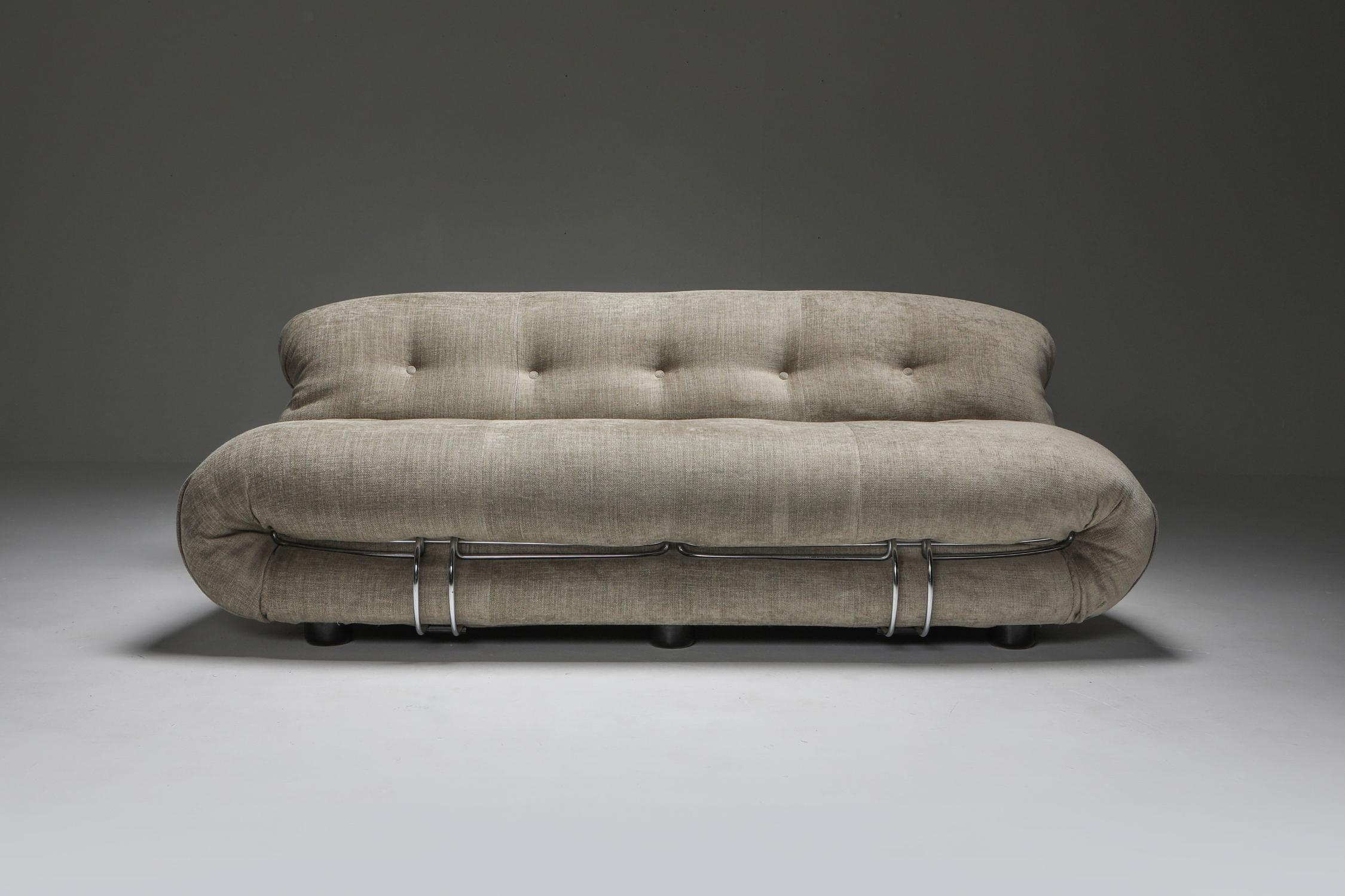 Afra & Tobia Scarpa, Soriana sofa, Cassina 1970s, new design Classic

Cassina 1970s, the Soriana collection was meant to express beauty and comfort by using a whole bundle of fabric held by a chrome-plated steel clamp.
Reupholstered in chenille
