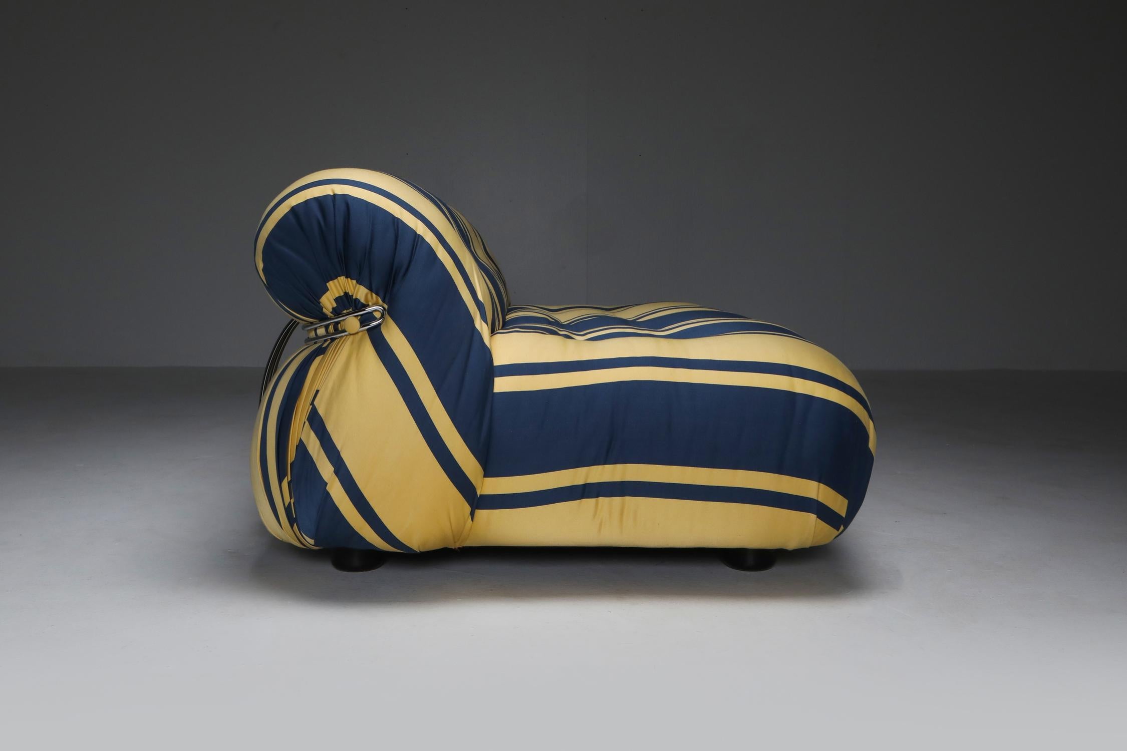 European Soriana Two-Seat Sofa by Afra e Tobia Scarpa for Cassina
