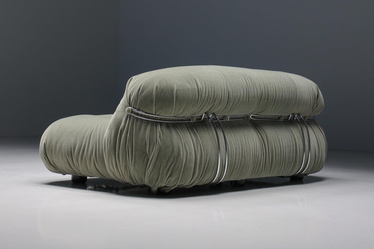 Post-Modern Soriana Two Seater by Afra & Tobia Scarpa for Cassina, Green Mohair For Sale