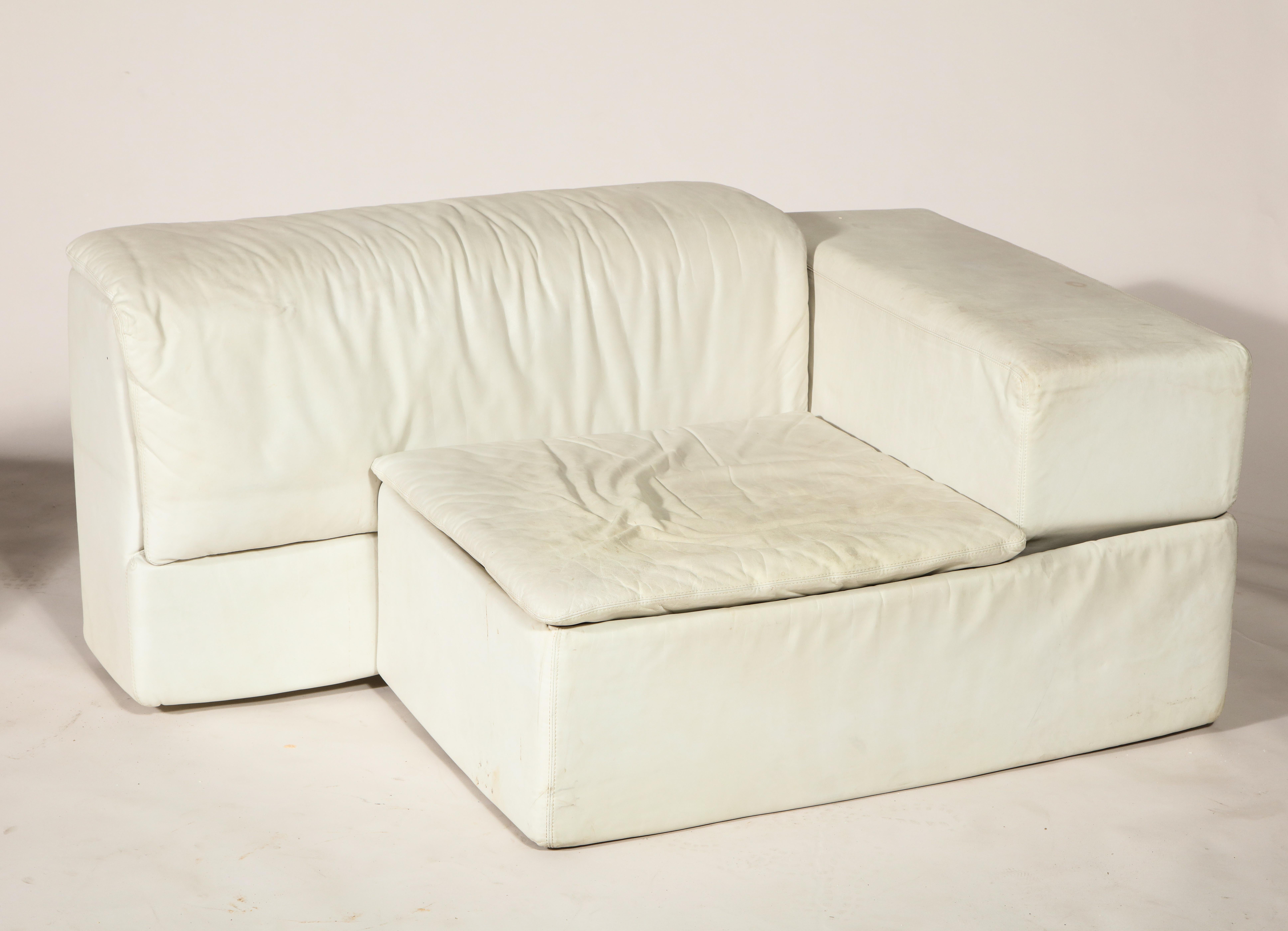 Sormani, Claudio Salocchi Palone White Leather Sectional Sofa, Italy, 1970s In Fair Condition In New York, NY
