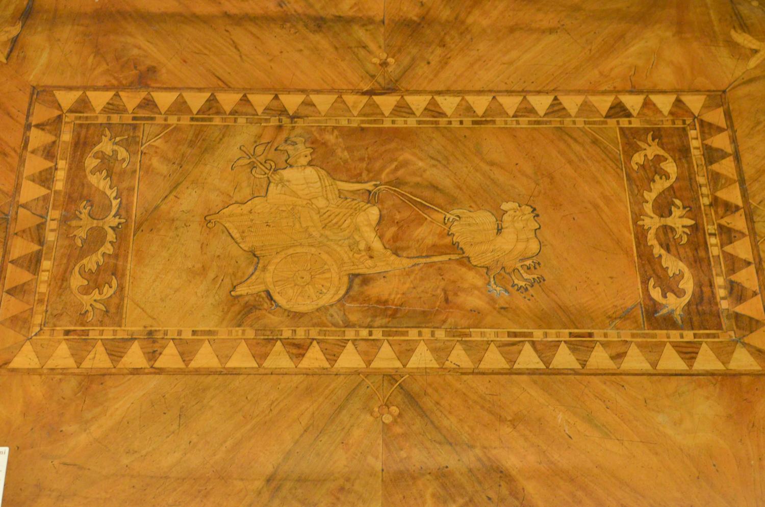 Sorrentino Rectangular Table in Inlaid Walnut of Italian Origin, 1780 6