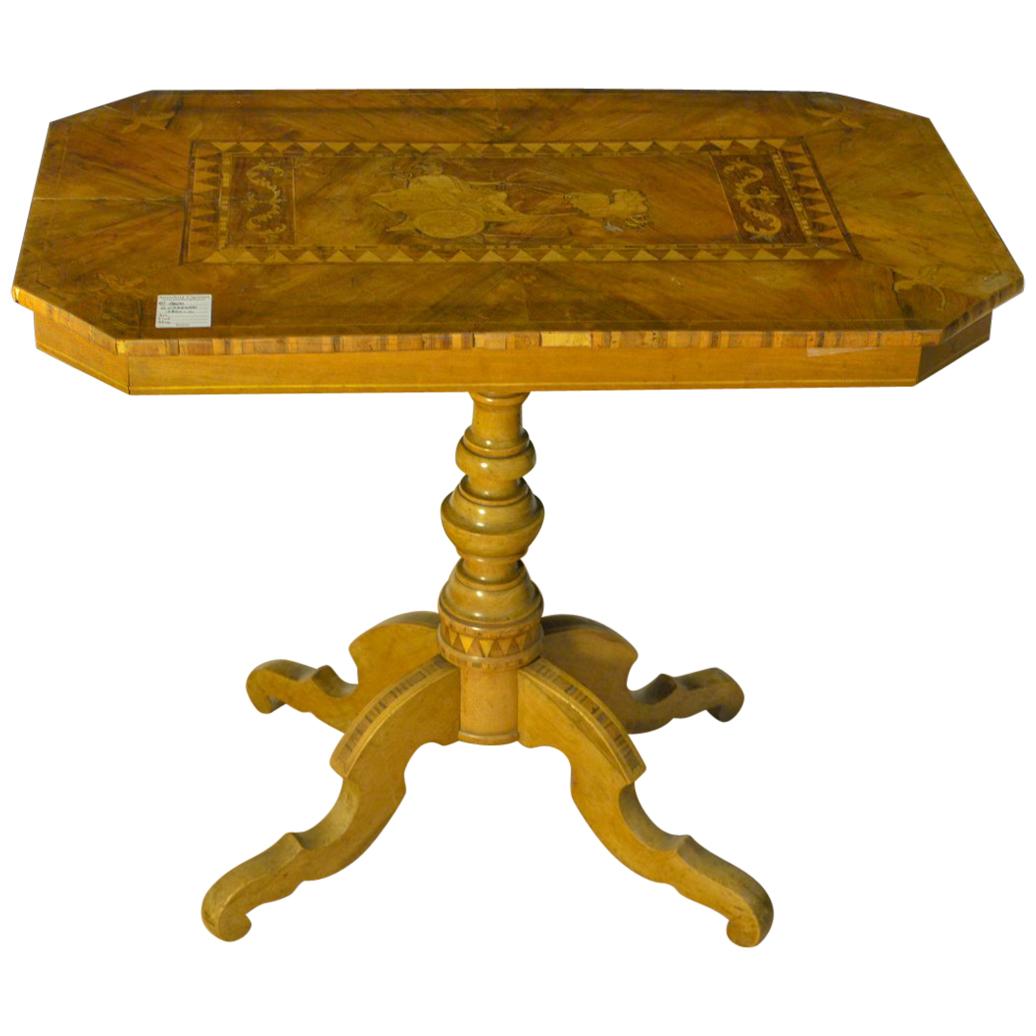 Sorrentino Rectangular Table in Inlaid Walnut of Italian Origin, 1780