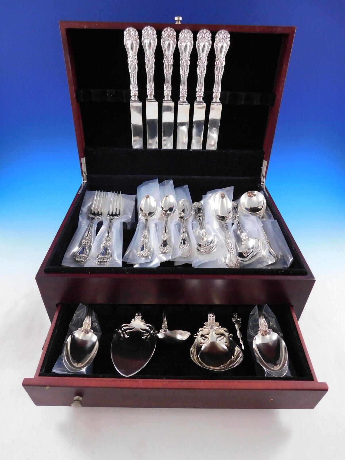 Rare Dinner Size Sorrento by Alvin, circa 1905, sterling silver Flatware set, 43 pieces. This set includes:

6 Dinner Size Knives, w/blunt plated blades, 10
