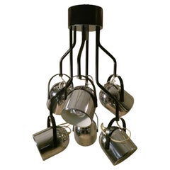Colgante de 6 luces de acero y esmalte atribuido a Goffredo Reggiani