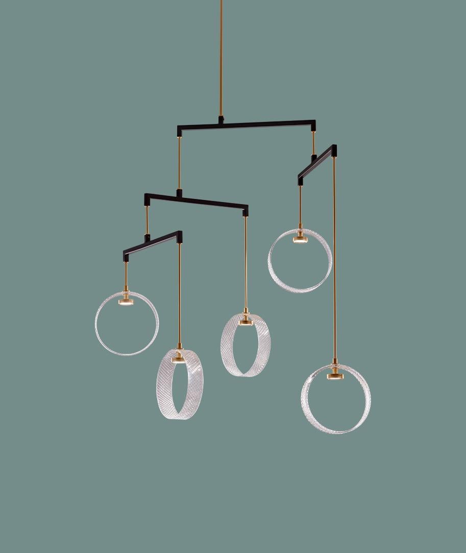 Lampada a sospensione Sospeso S5 di Euroluce Lampadari
Dimensioni: D 5 x L 120 x H 110 cm.
Materiali: Metallo e vetro.

Disponibile in diversi colori. I prezzi possono variare. Tutte le nostre lampade possono essere cablate a seconda del Paese. Se