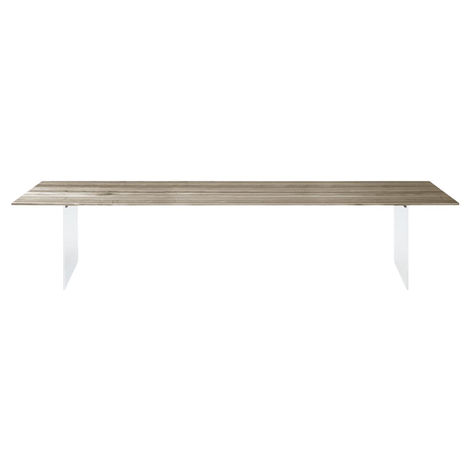 Table Sospeso en bois massif, noyer en finition gris naturel fait à la main, contemporaine