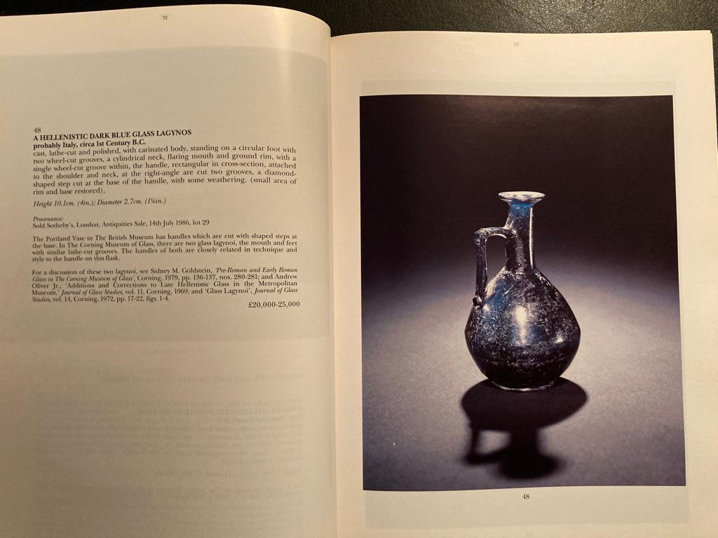 Romain classique Catalogue d'antiquités Sotheby's Antiquities Benzina Collection of Ancient Glass juillet 1994 en vente