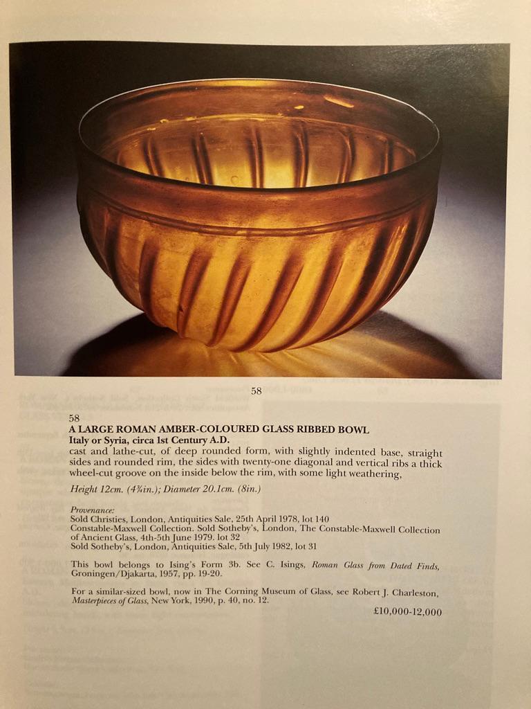 Sotheby's Antiquities Catalog Benzina Kollektion antiker Glaswaren Juli 1994 im Angebot 2