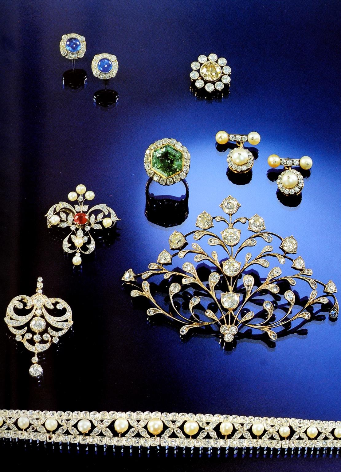 Sotheby's Fine Jewels and Jewels for the Collector, London 1992, First Edition For Sale 1