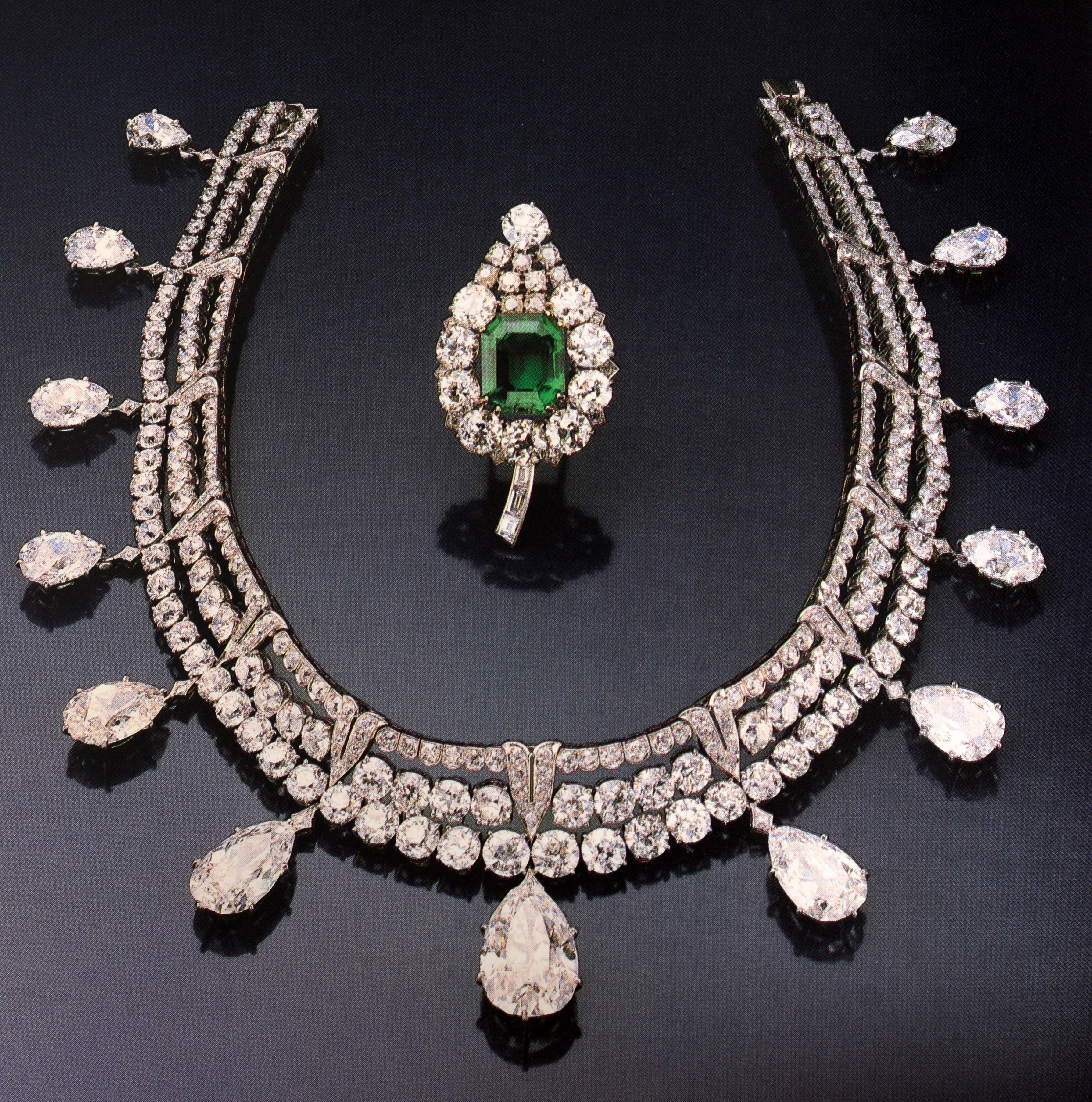 Sotheby's Great Sales 1987-1988, avec la duchesse de Windsor Jewels, 1ère édition en vente 1