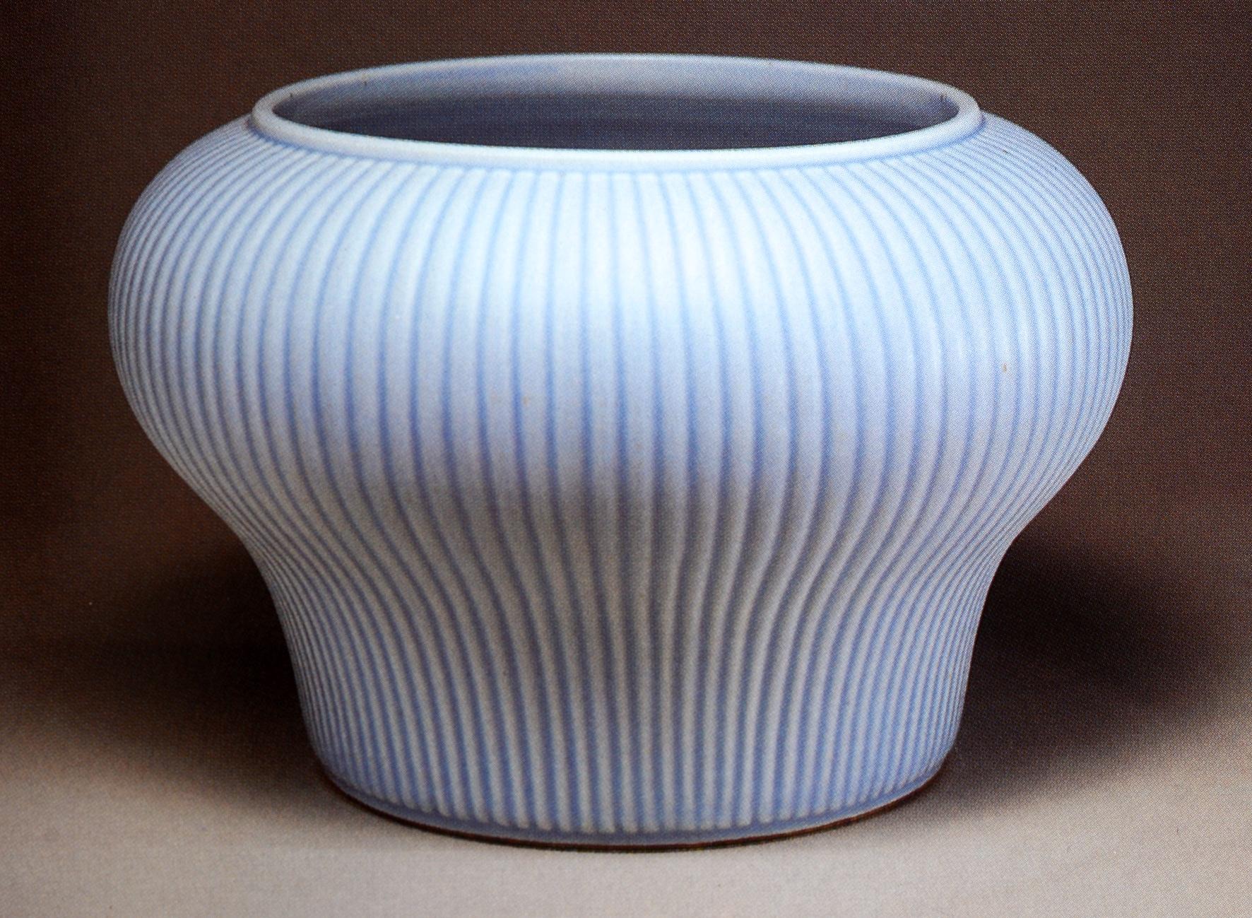 Sotheby's Important Chinese Ceramics from the J. M. Hu Family Collection, 1985 In Good Condition For Sale In valatie, NY