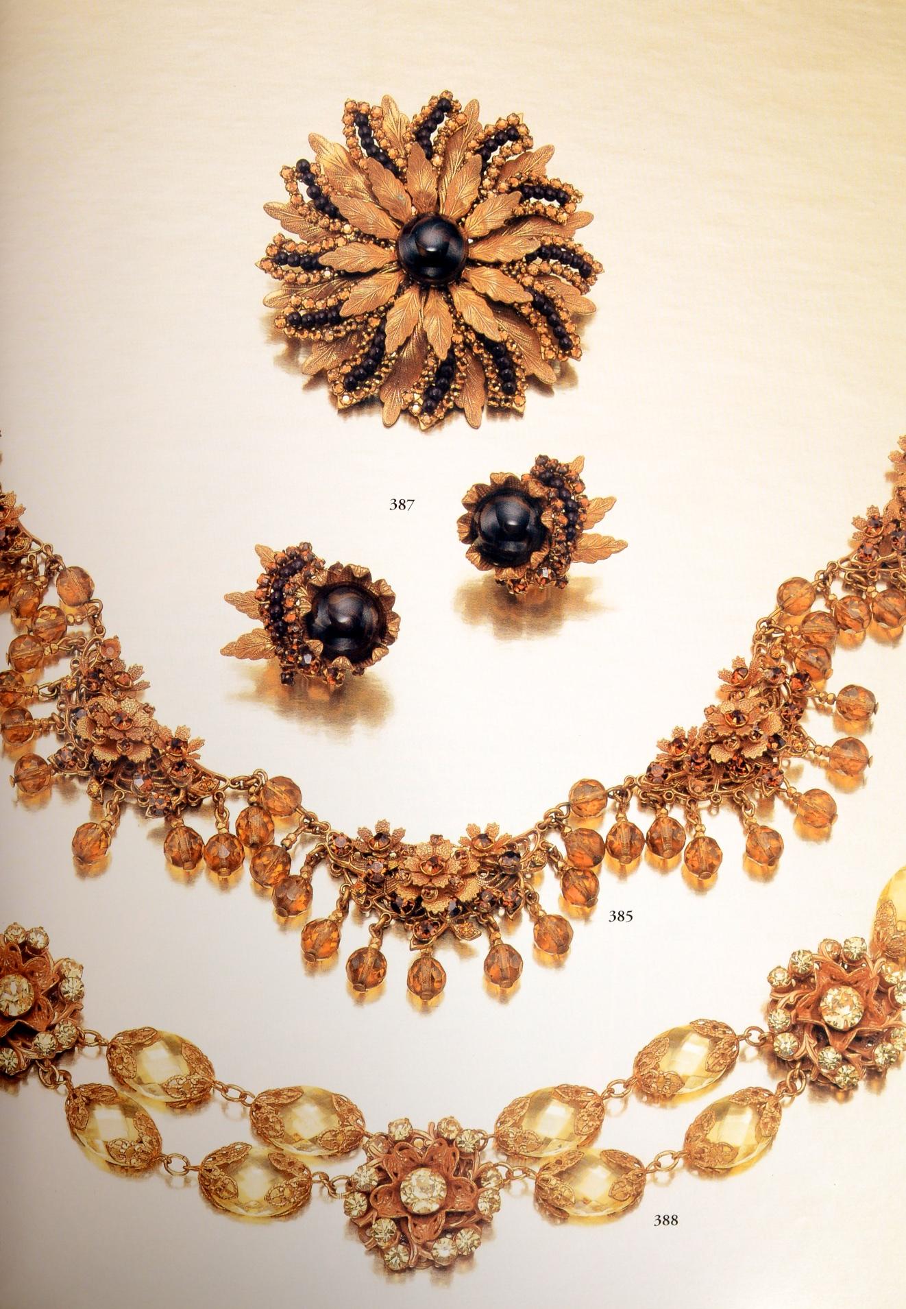 Sotheby's, Watches & the Costume Jewelry Collection of Mrs. James W. Alsdorf In Excellent Condition For Sale In valatie, NY