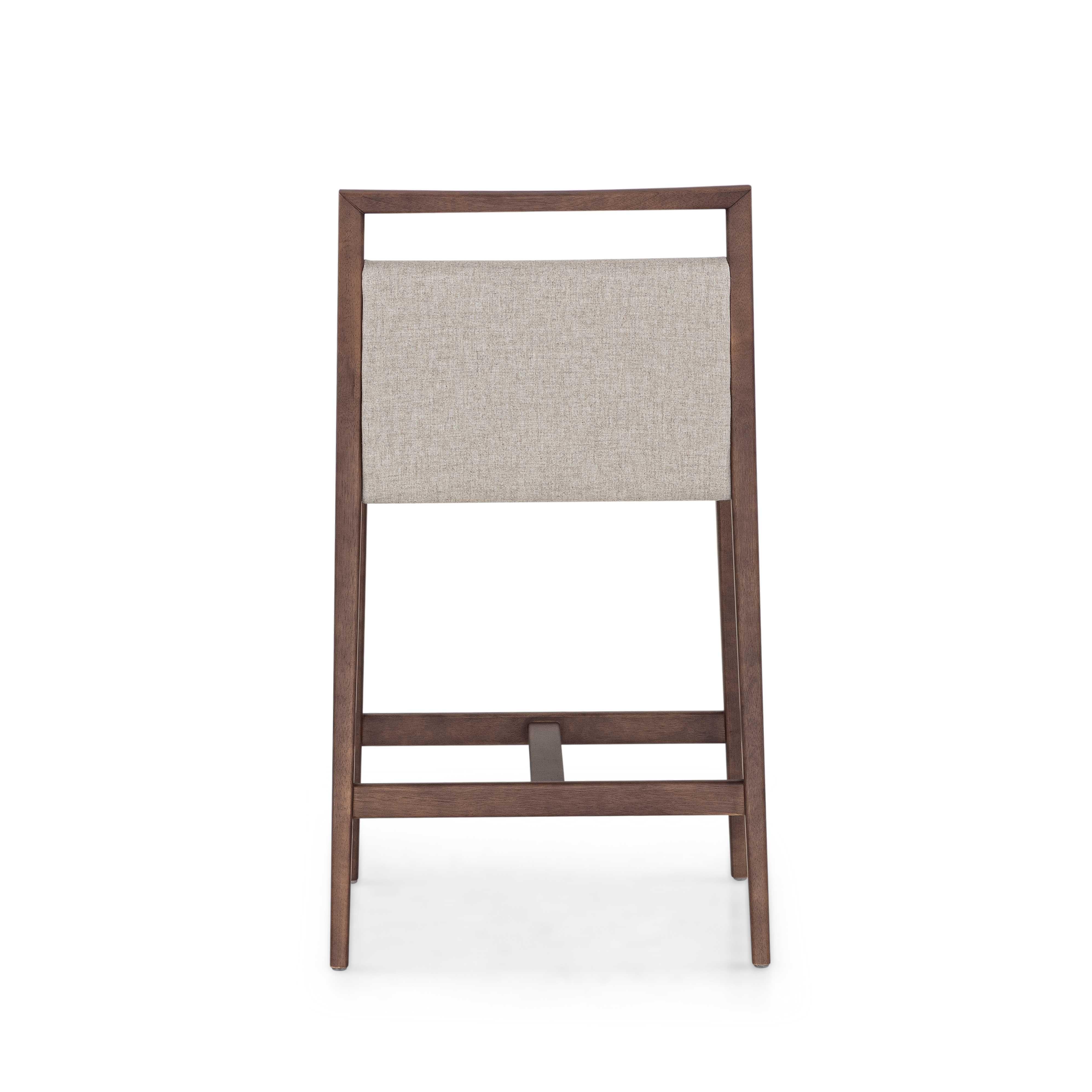 Anpassbarer Thekenhocker in Nussbaum mit beiger Polsterung, Sotto Design im Zustand „Neu“ im Angebot in Miami, FL