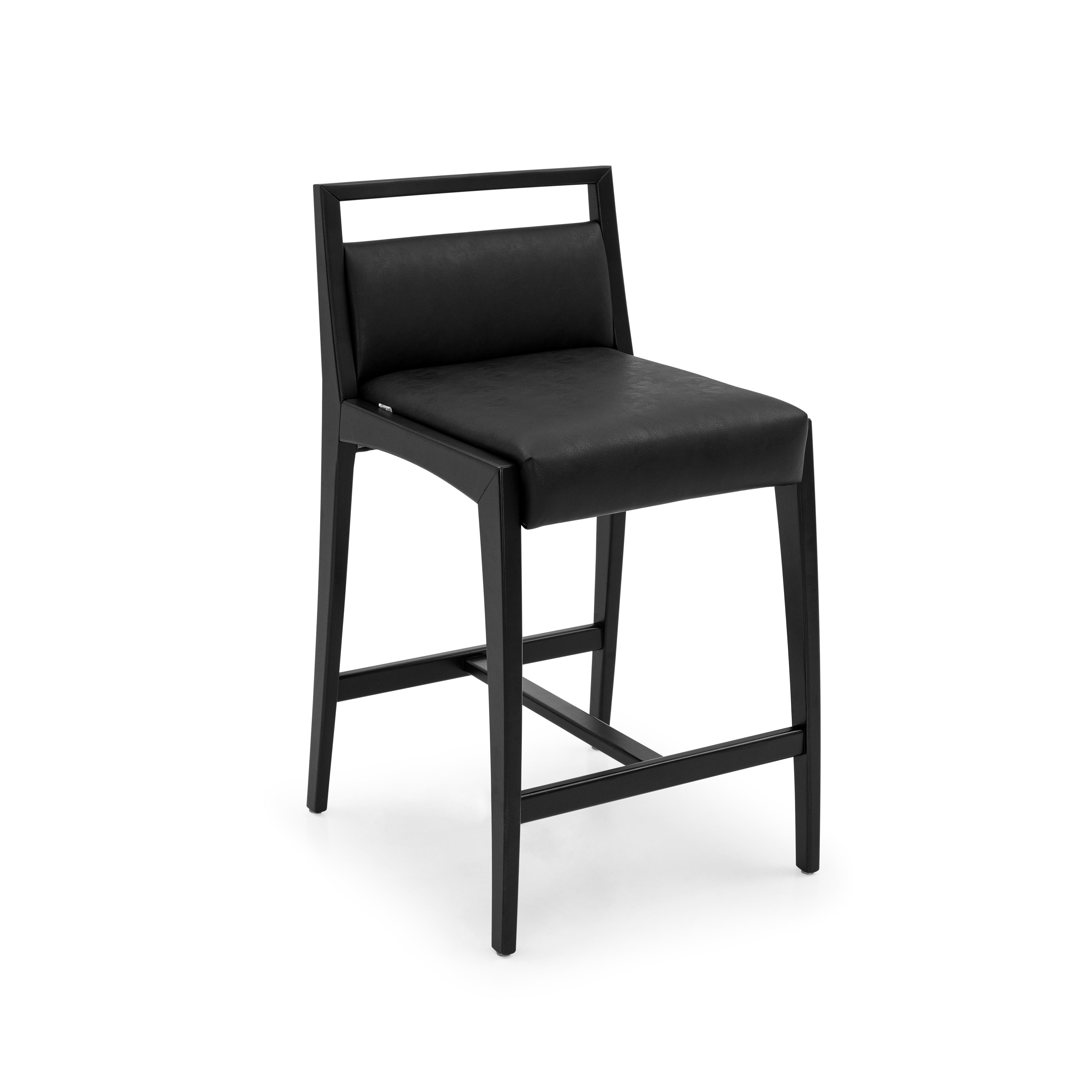 Sotto Counter Stool in Black Faux Leather and Black Wood Finish In New Condition For Sale In Miami, FL