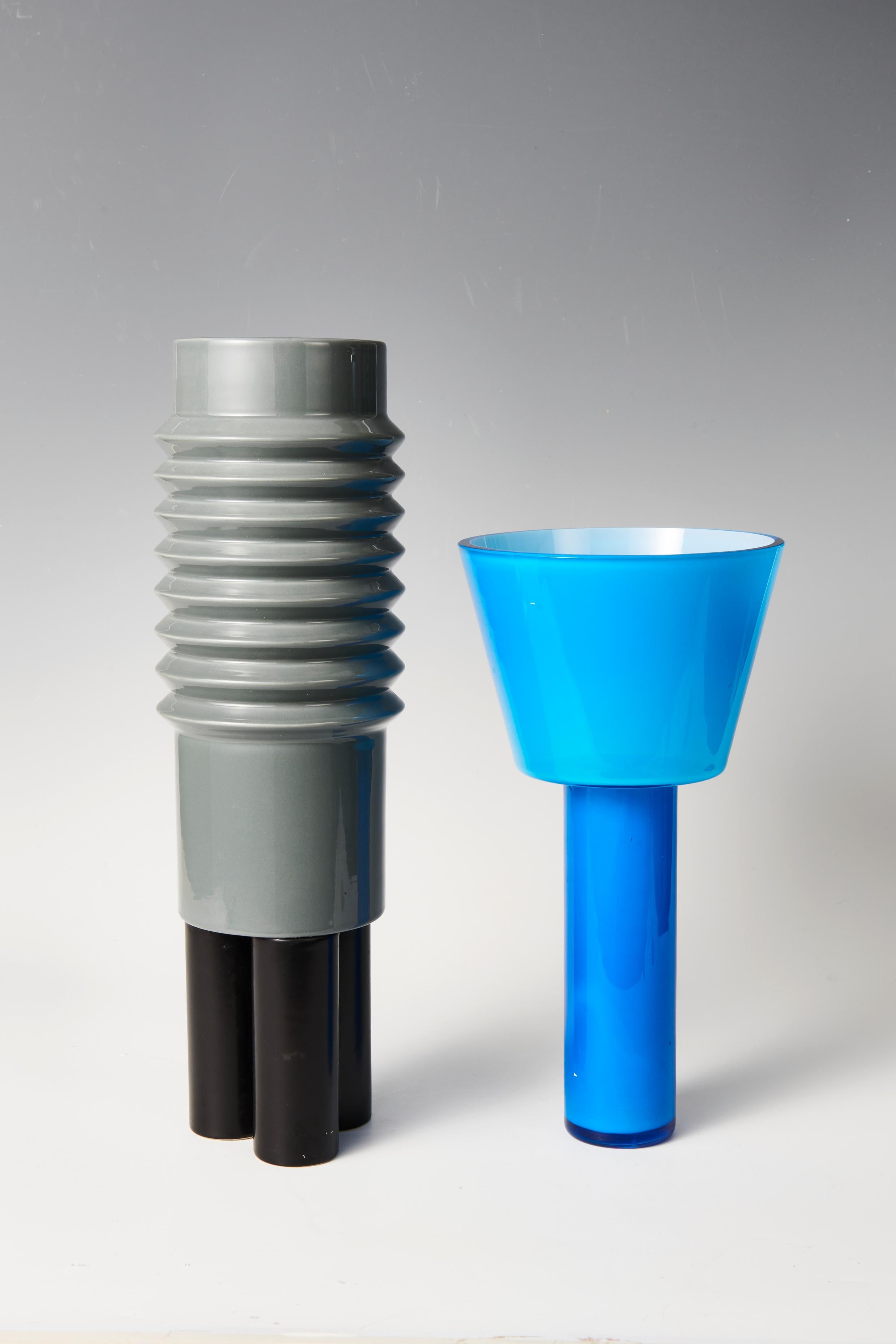 SOTTSASS ETTORE (1917 - 2007) - Escultura-jarrón Ganga de los Cuentos Cortos Italiano en venta