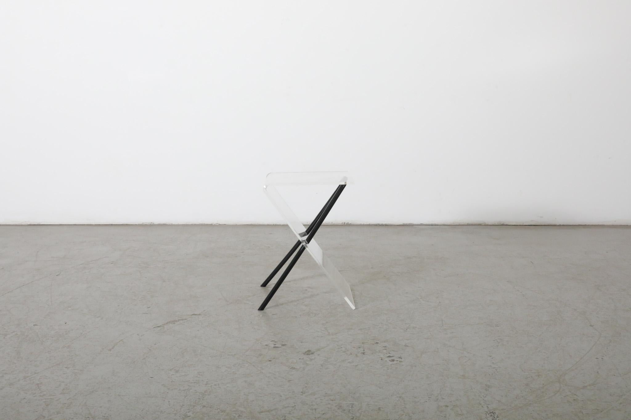Late 20th Century Sottsass Inspired acrylic side table For Sale