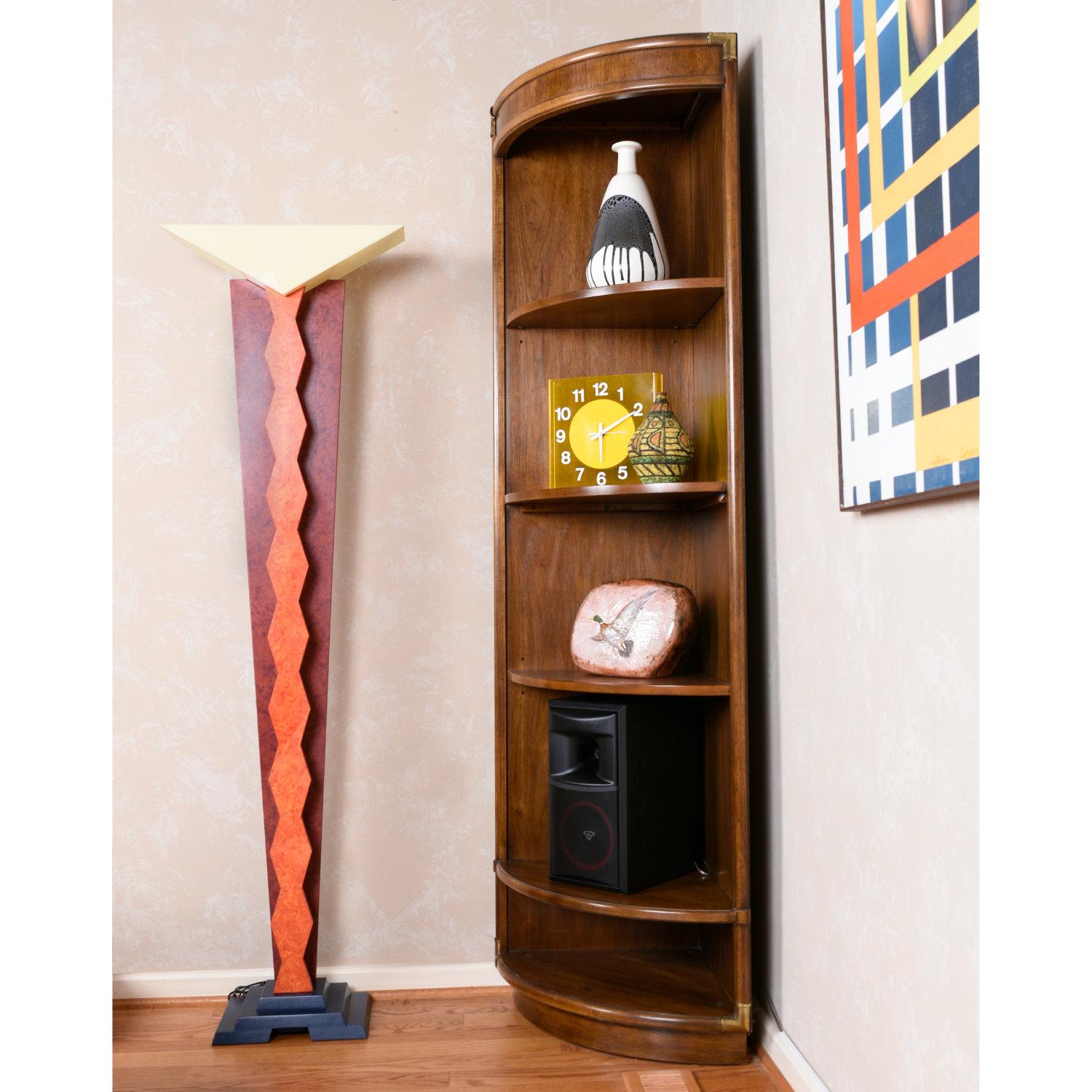 Sottsass Style Memphis Floor Lamp by Neophile Limited Edition Furniture 1988 In Excellent Condition For Sale In Chattanooga, TN