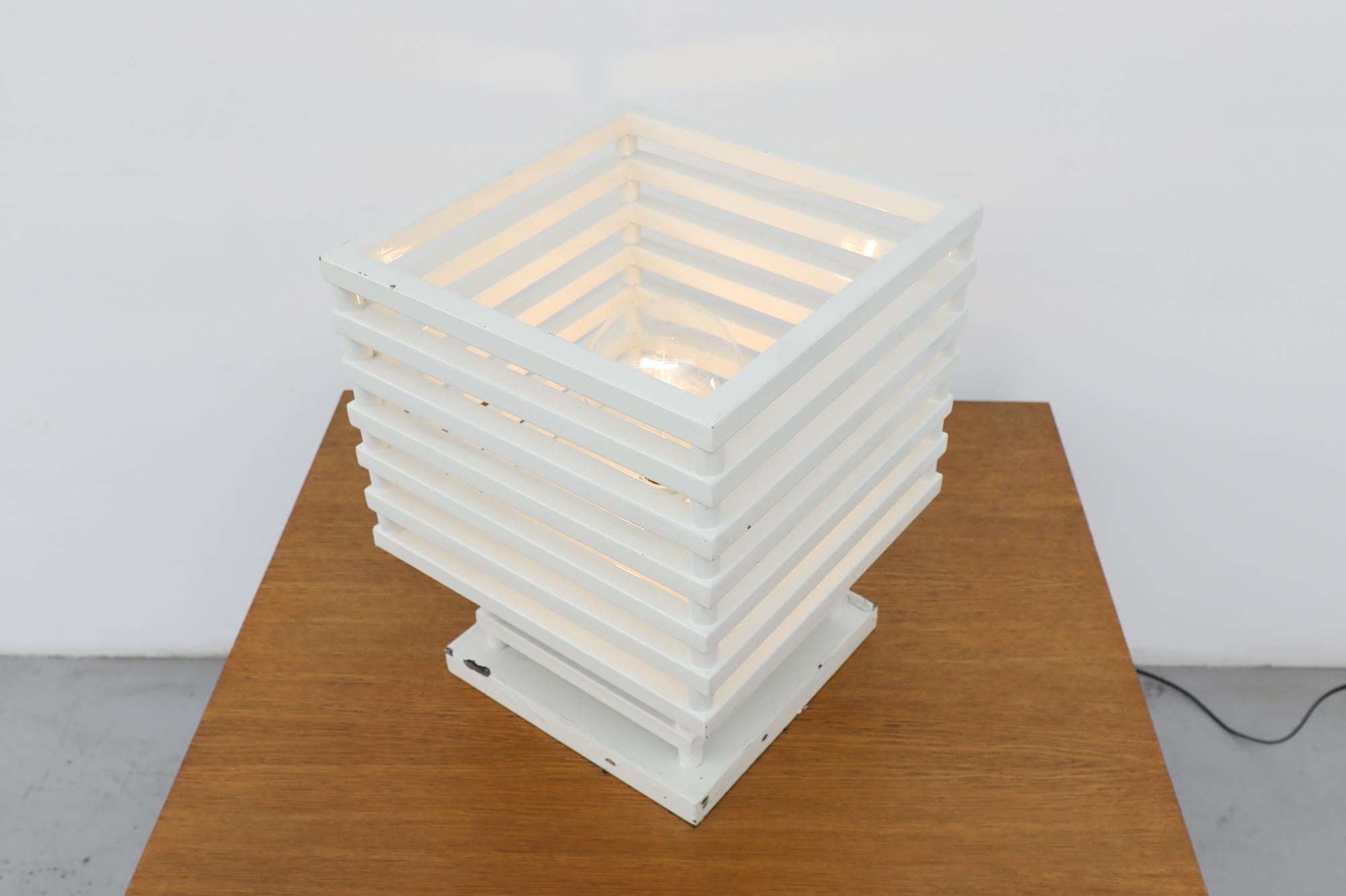 1970s Sottsass Style Modernist Mid-Century White Cube Metal Table or Floor Lamp For Sale 3