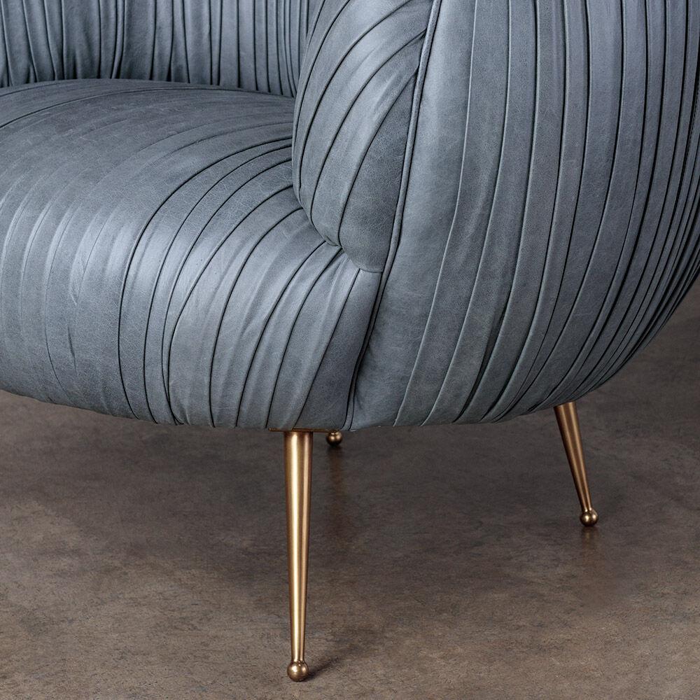 Sedia Souffle in pelle grigio acciaio increspata di Kelly Wearstler In condizioni Nuovo in vendita a West Hollywood, CA
