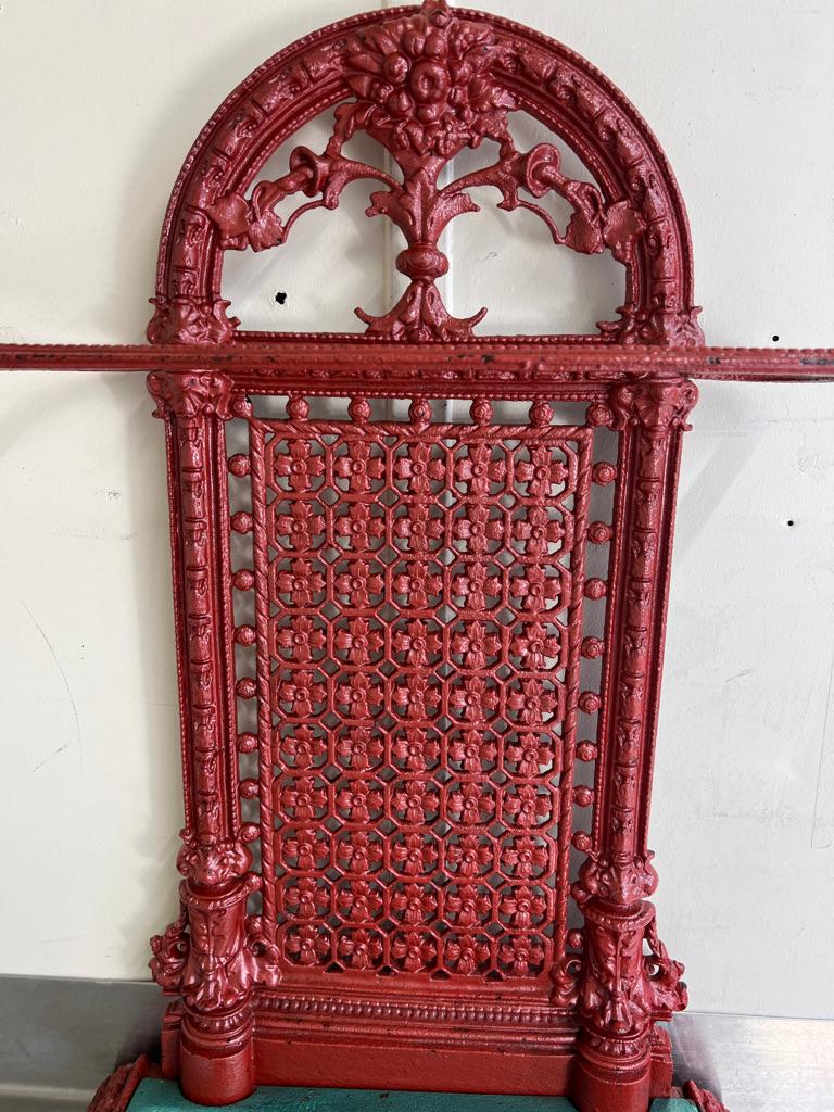 Seek One circa 1880 Vintage Large French Wrought Iron Umbrella Stand en vente 2