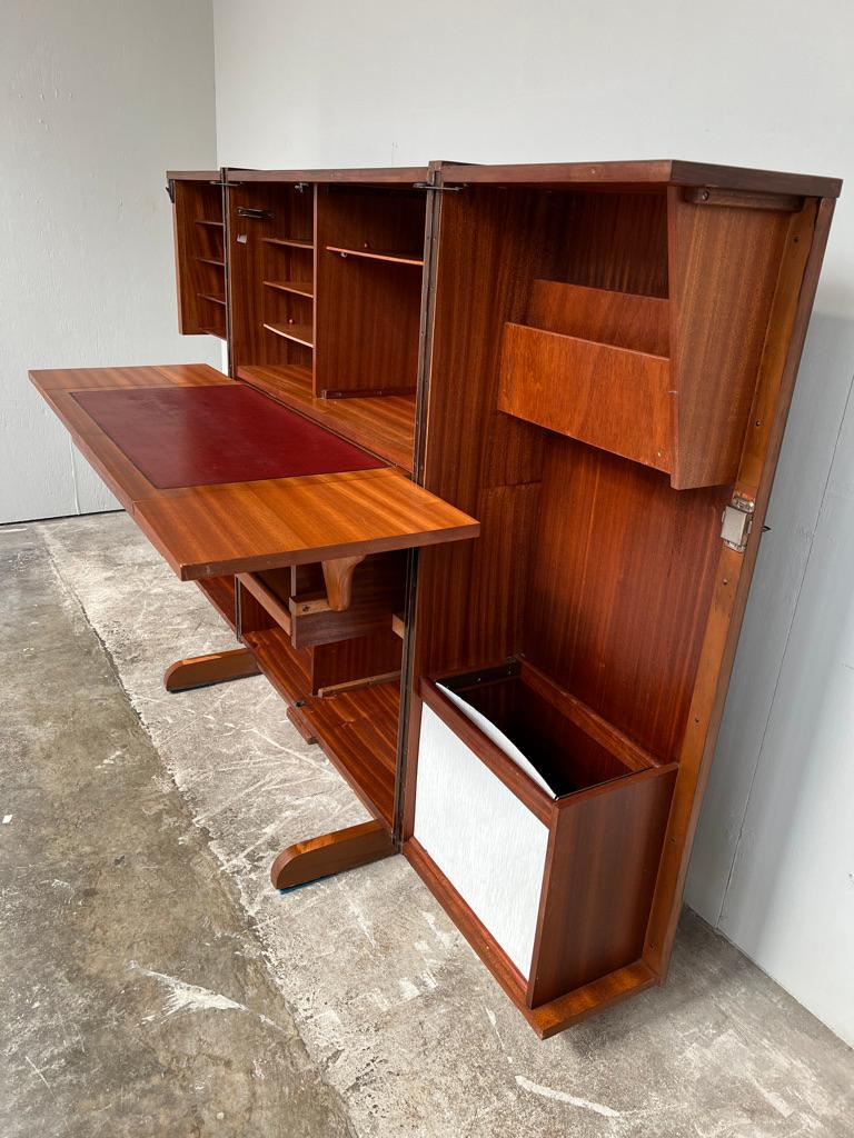 Sought after Mummenthaler & Meier “magic box” Vintage 1950’S teak desk in box For Sale 6