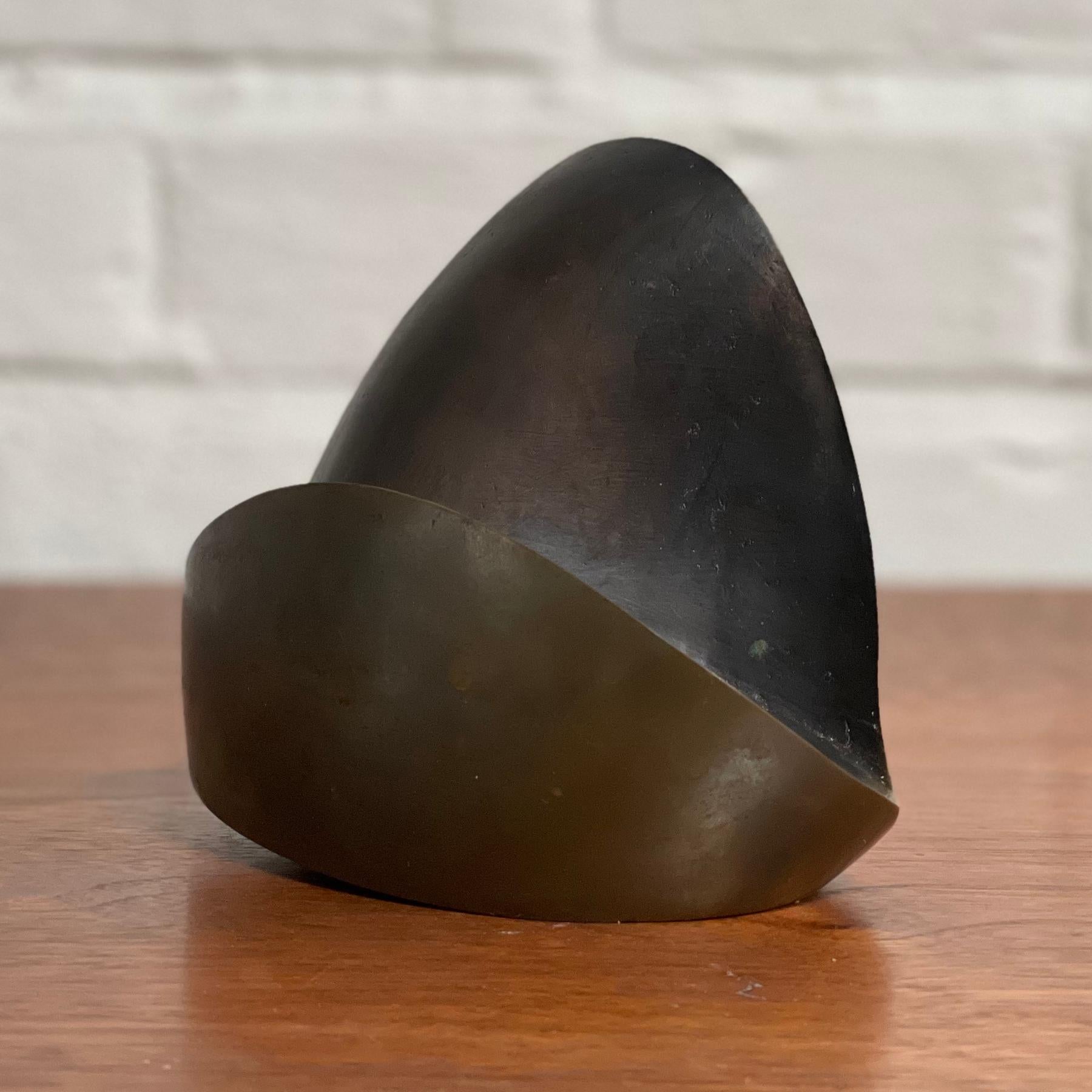 Américain Sculpture abstraite en bronze 