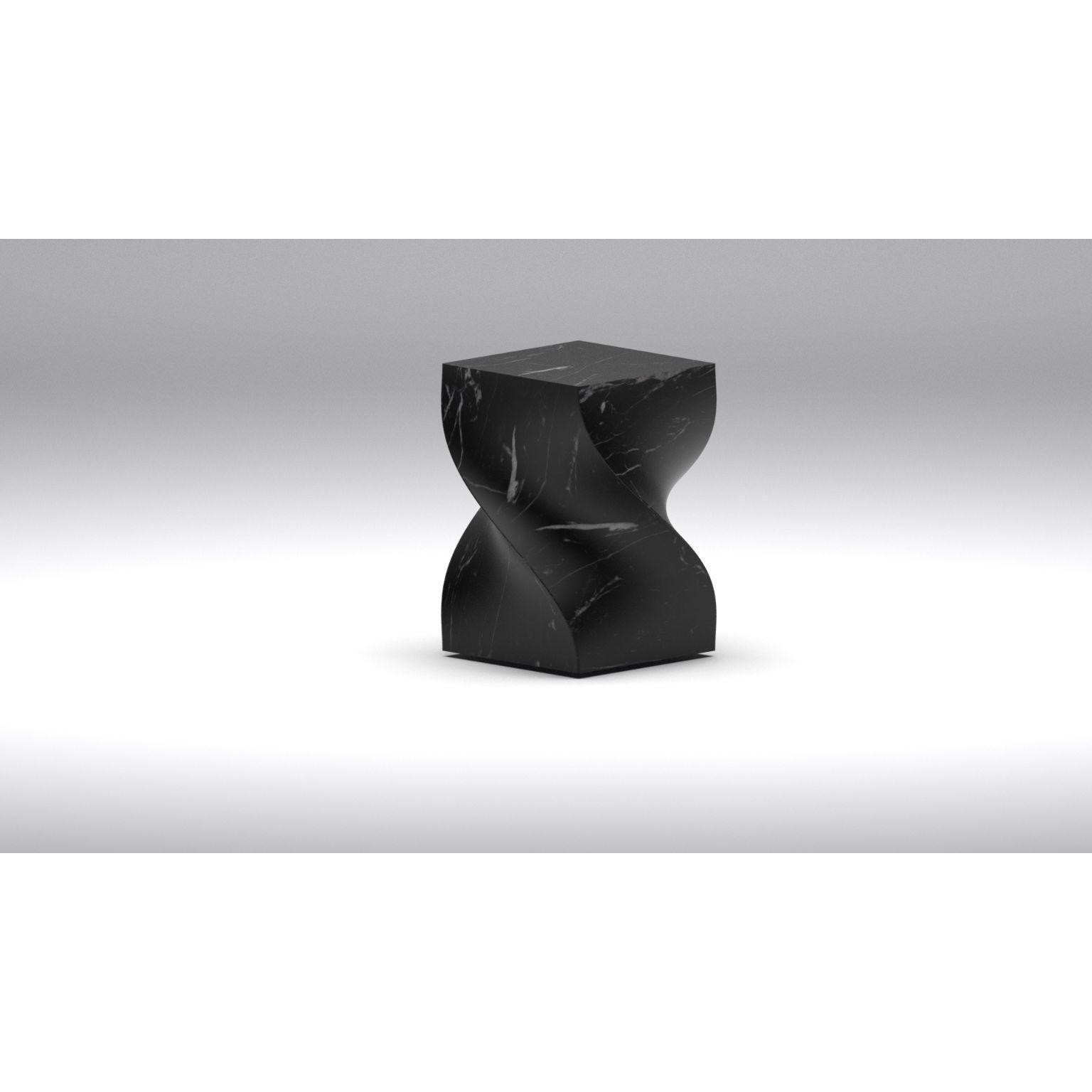 Soul Sculpture Black Pull up Table by Veronica Mar In New Condition In Geneve, CH