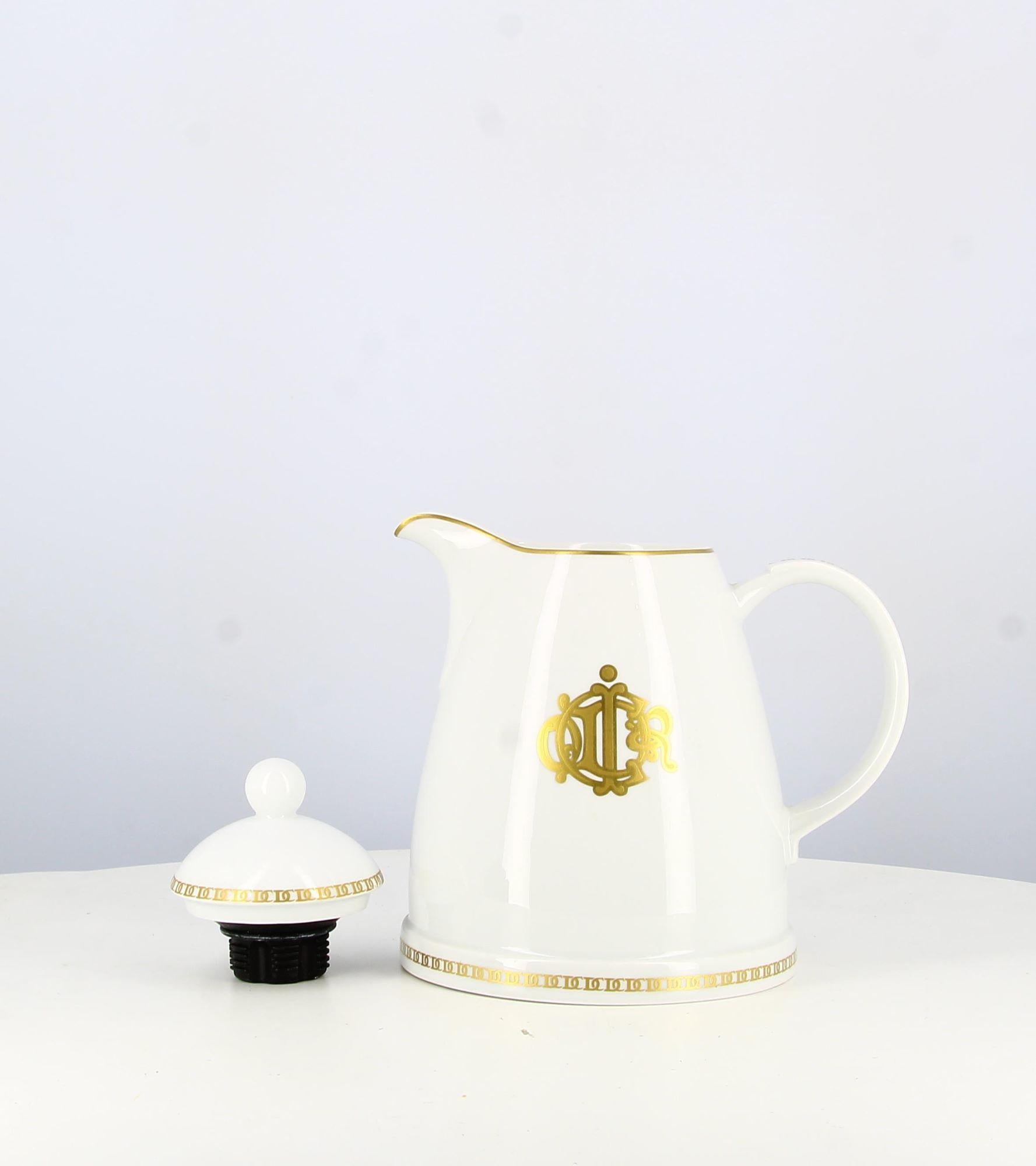 Soup tureen Christian Dior Porcelain From Limoges  For Sale 2