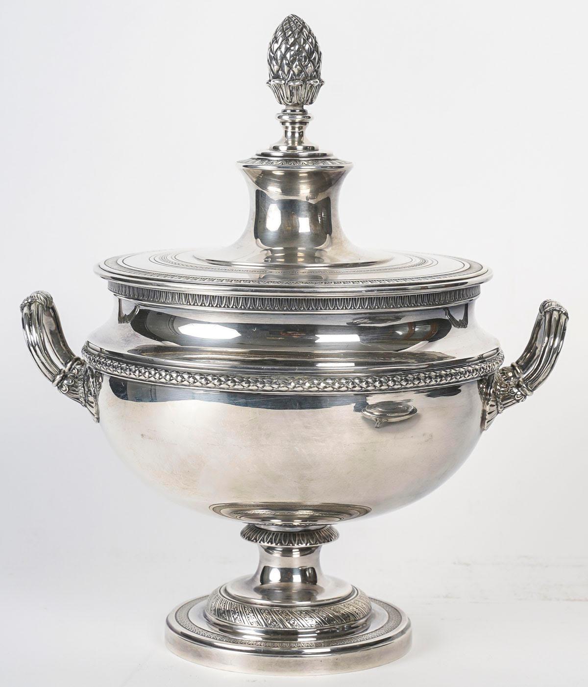 19th Century Soup Tureen or Centrepiece from the House of CHRYSALIA Goldsmith, Napoleon III. For Sale