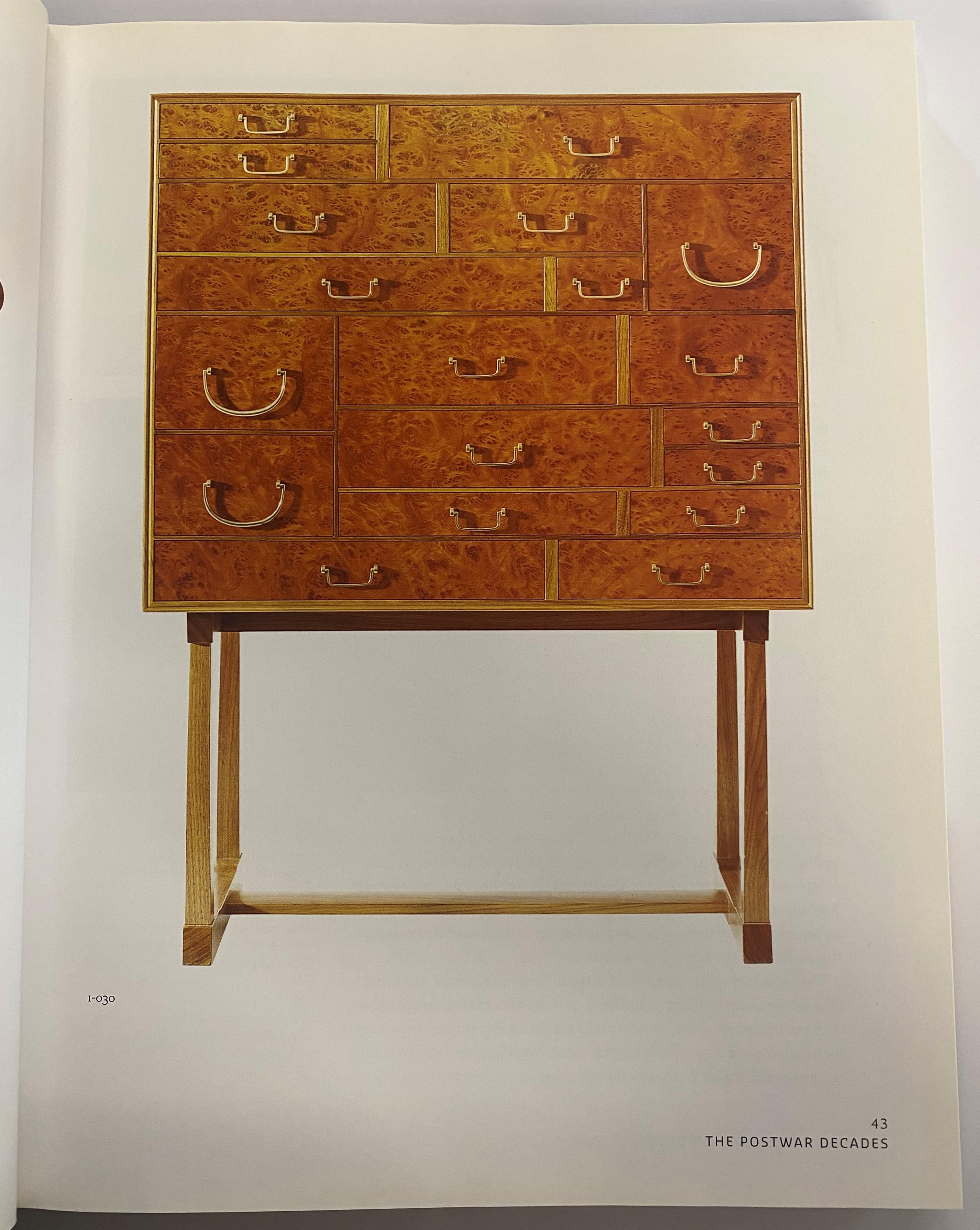Sourcebook of Scandinavian Furniture: Designs for the 21st Century (Book) In Good Condition For Sale In North Yorkshire, GB
