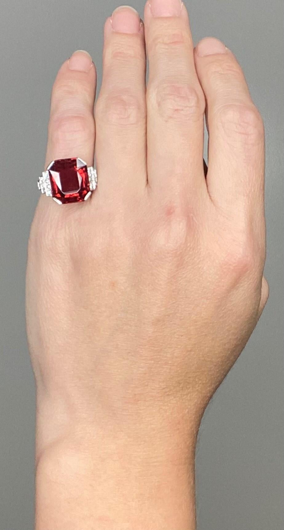 Souteyrand Paris 1920 Art Deco Ring Platin mit 15,04 Karat Rubellit & Diamanten 6