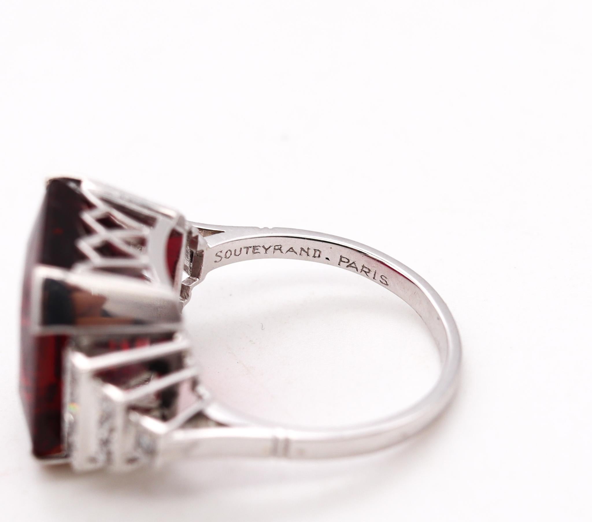Souteyrand Paris 1920 Art Deco Ring Platin mit 15,04 Karat Rubellit & Diamanten Damen