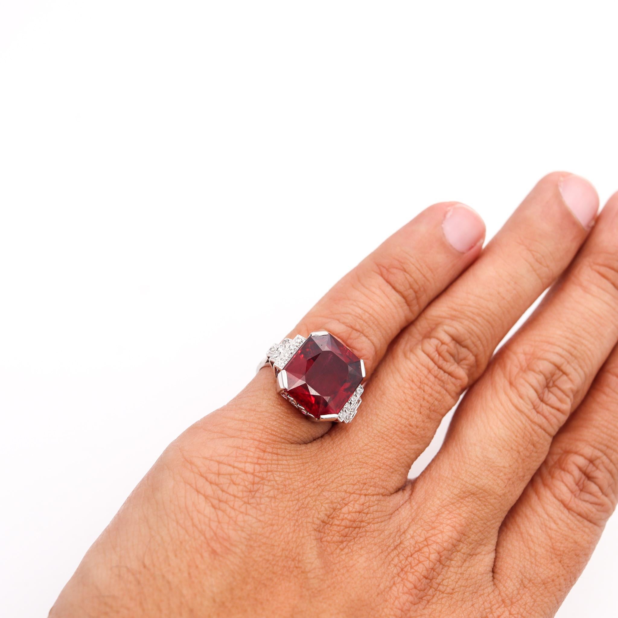 Souteyrand Paris 1920 Art Deco Ring Platin mit 15,04 Karat Rubellit & Diamanten 3