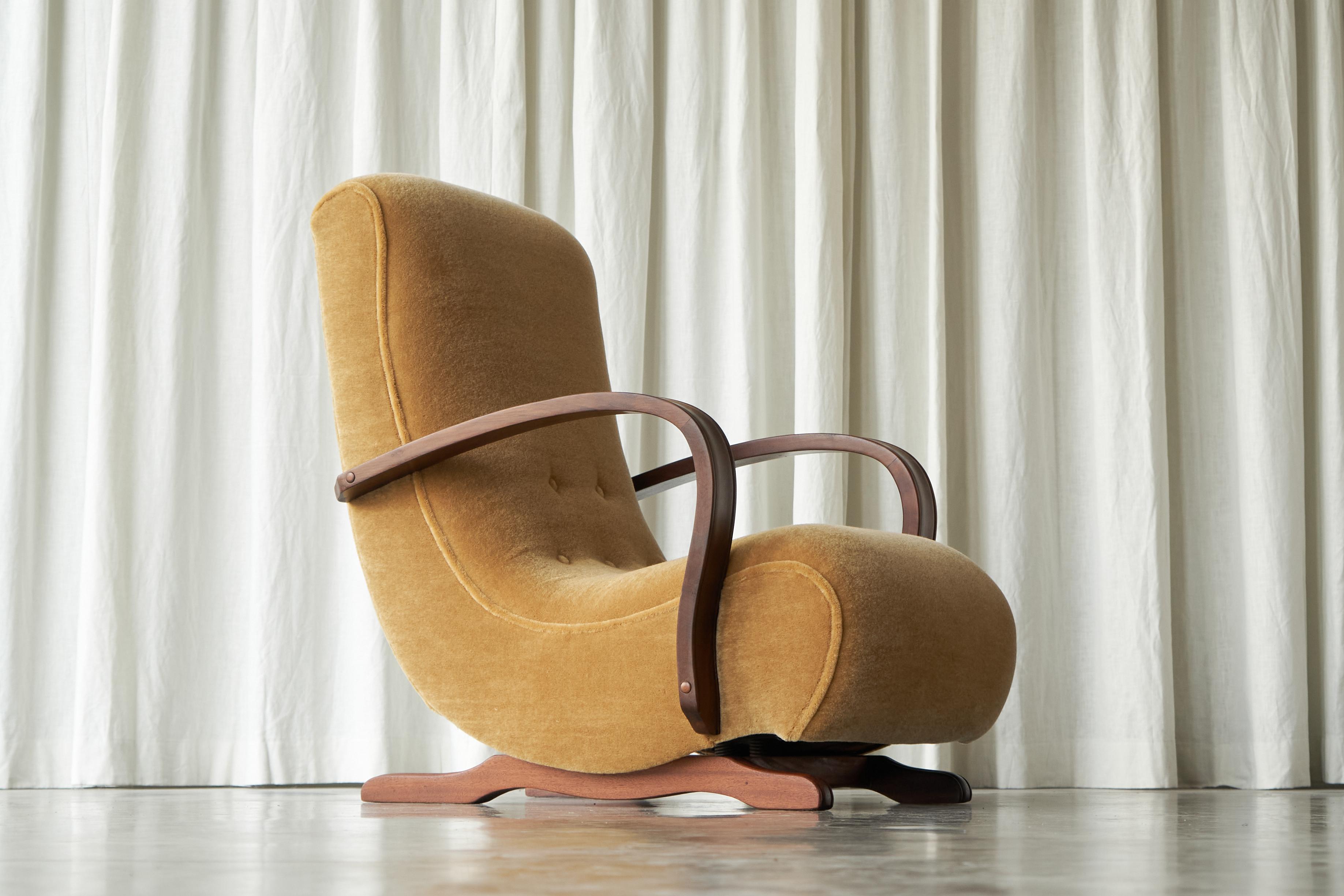 Art Deco South African Cabinetmaker Rocking Lounge Chair in Mohair and Solid Wood 1930s
