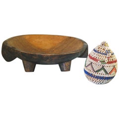 Retro South African Zulu Two Handled Carved Wood Meat Tray