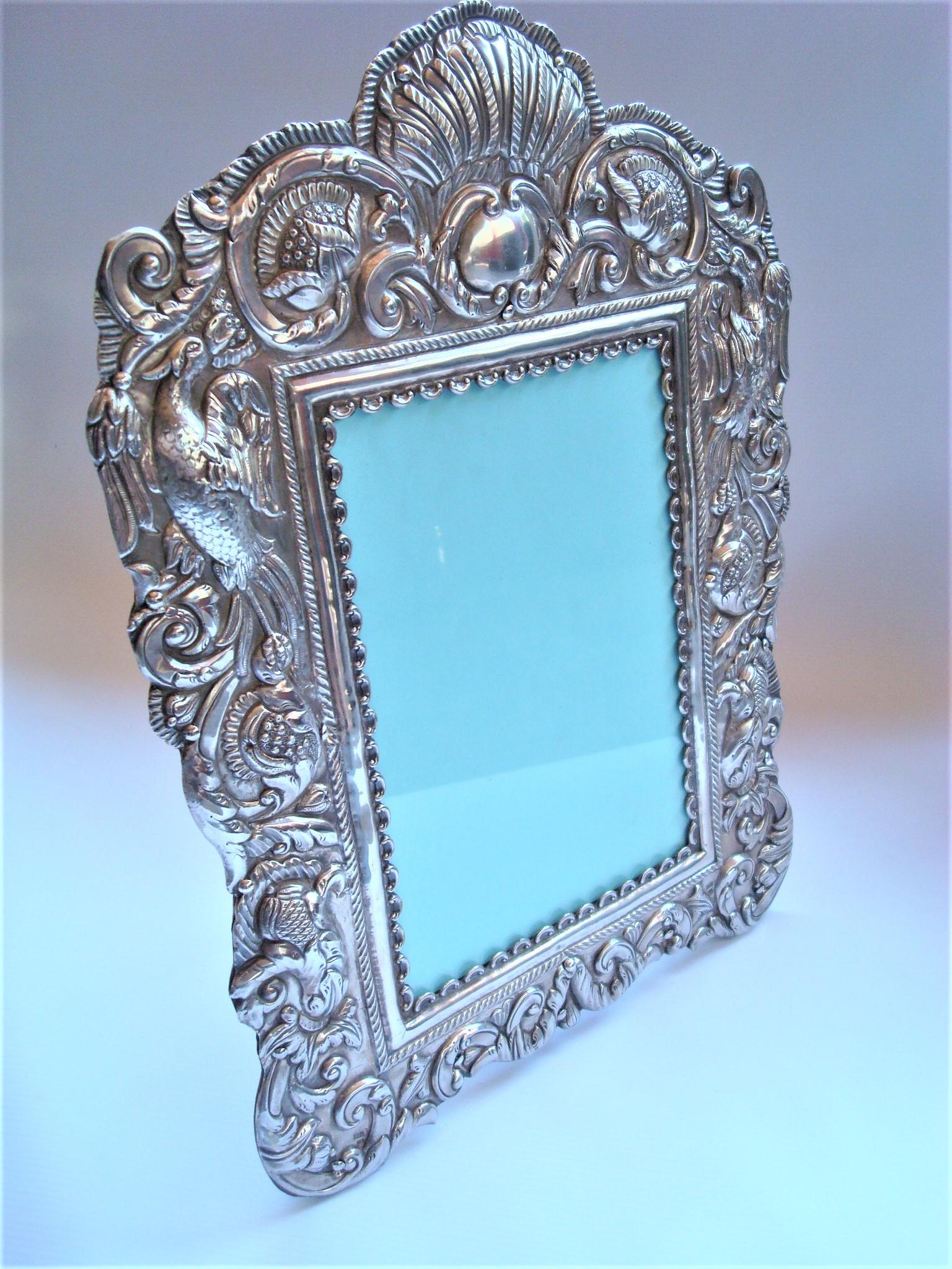 Spanish Colonial South American Sterling Silver Hand Made Embossed Picture Frame / Mirror 1940´s For Sale