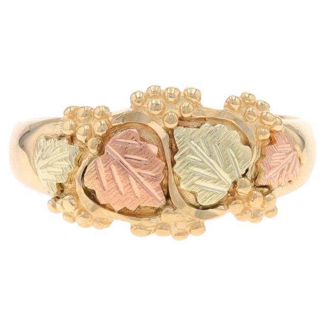 South Dakota Gold Co. Men's Ring - Yellow Gold 10k Grape Clusters & Leaves