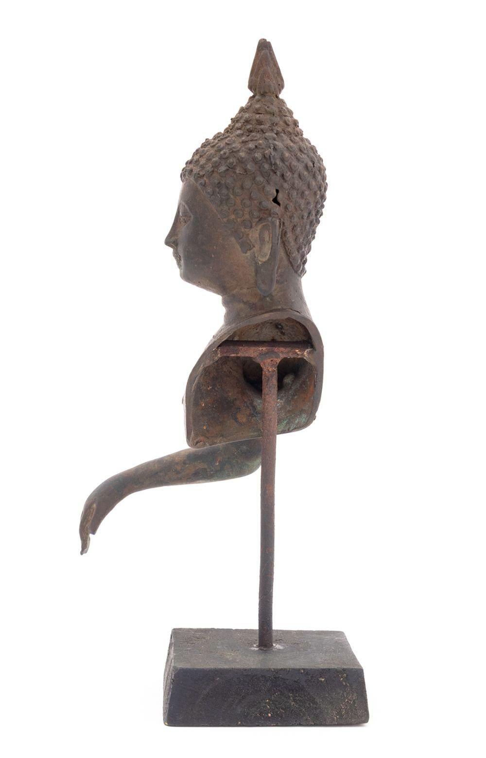 Figurines de Bouddha en laiton d'Asie du Sud-Est, 5 en vente 5