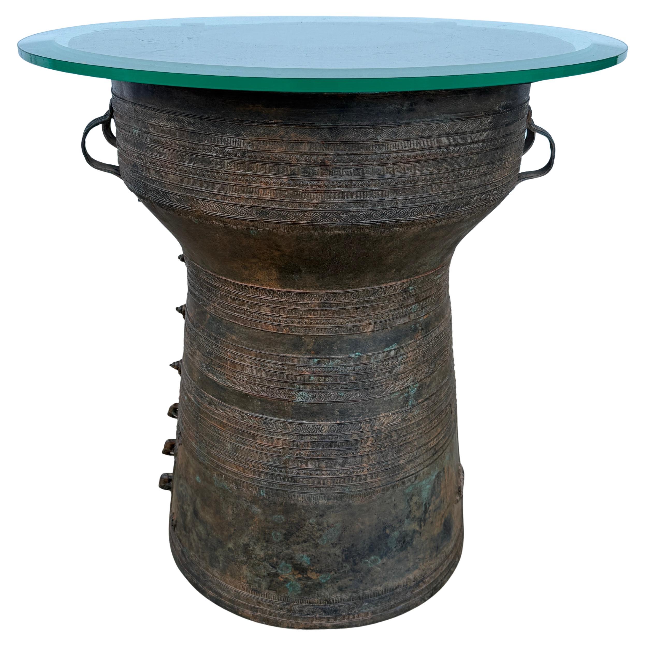 Südostasiatische Bronze-Regentrommel