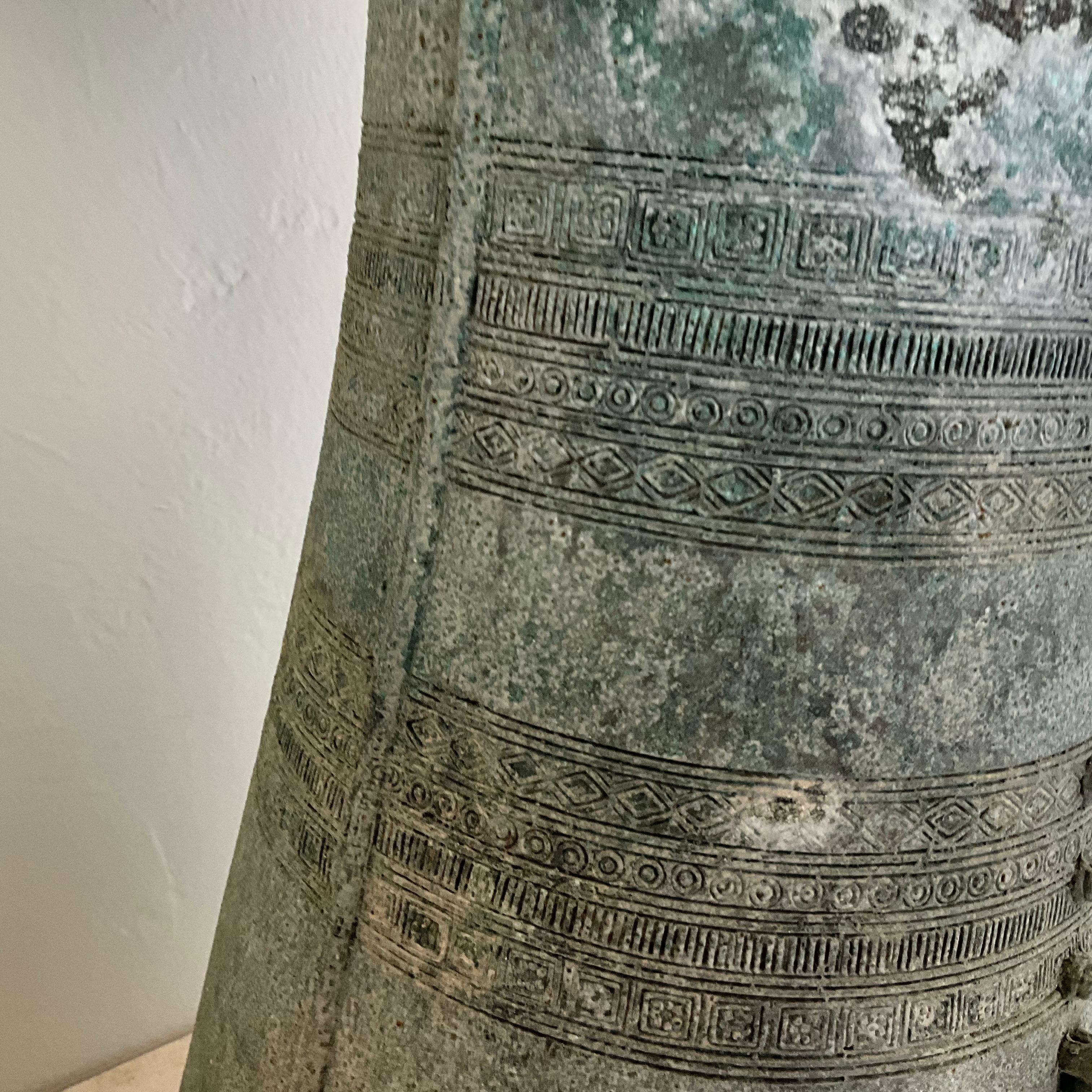 South East Asian Bronze Rain Drum w/ Snail and Elephant Accents - Antique For Sale 3