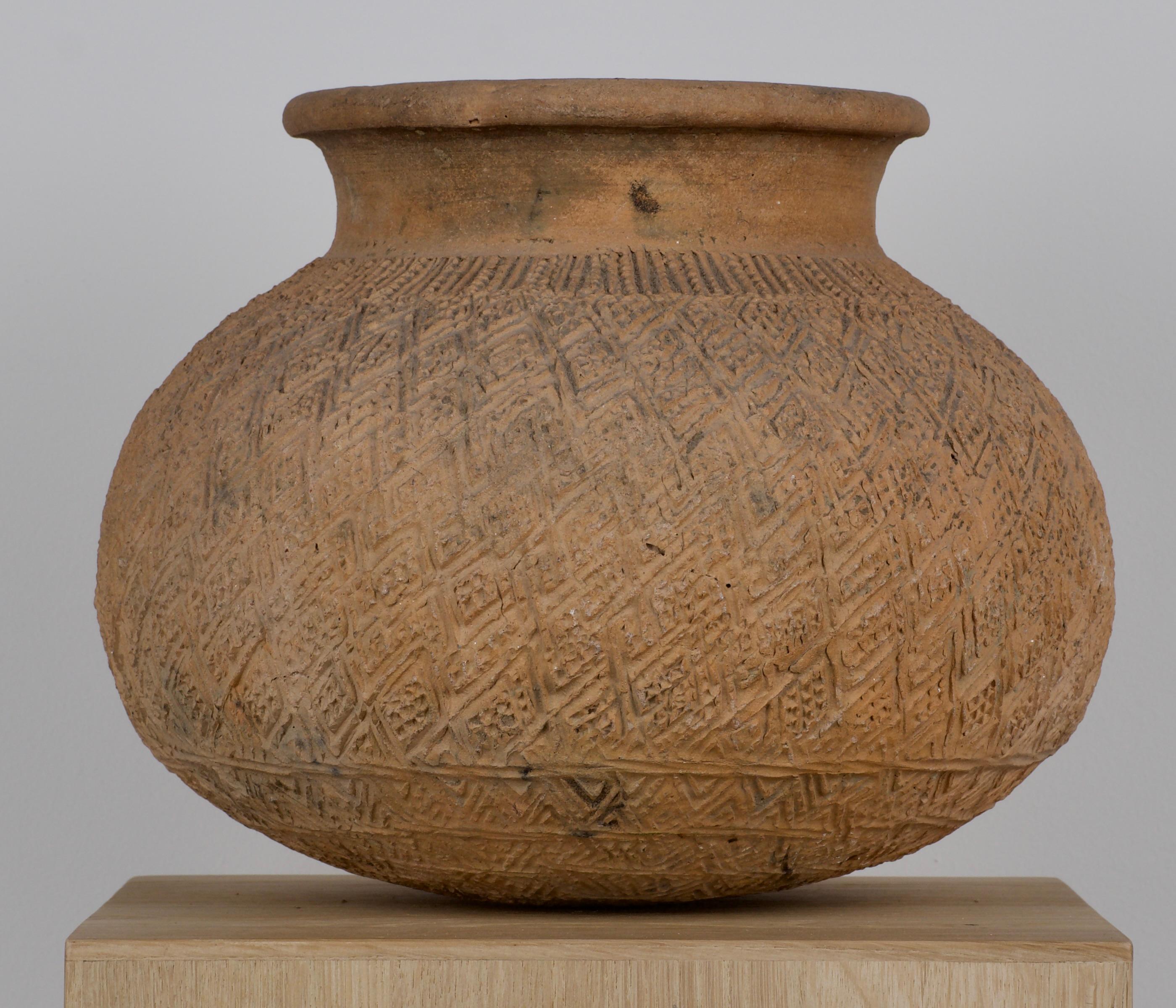 Cinese Olla in terracotta di grandi dimensioni del Sud Est Asiatico in vendita
