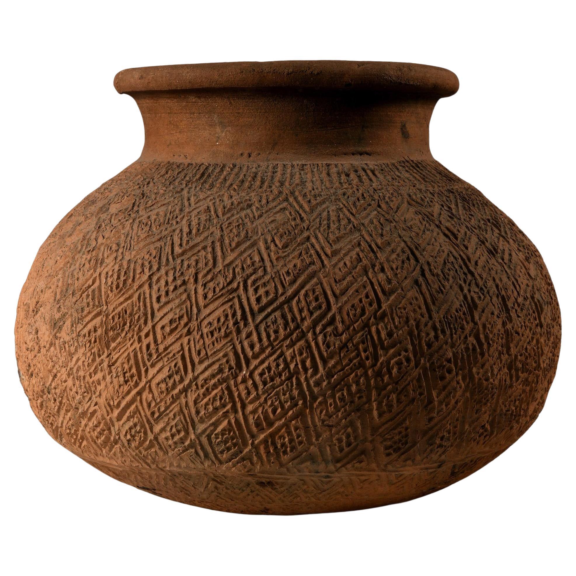 Olla in terracotta di grandi dimensioni del Sud Est Asiatico in vendita