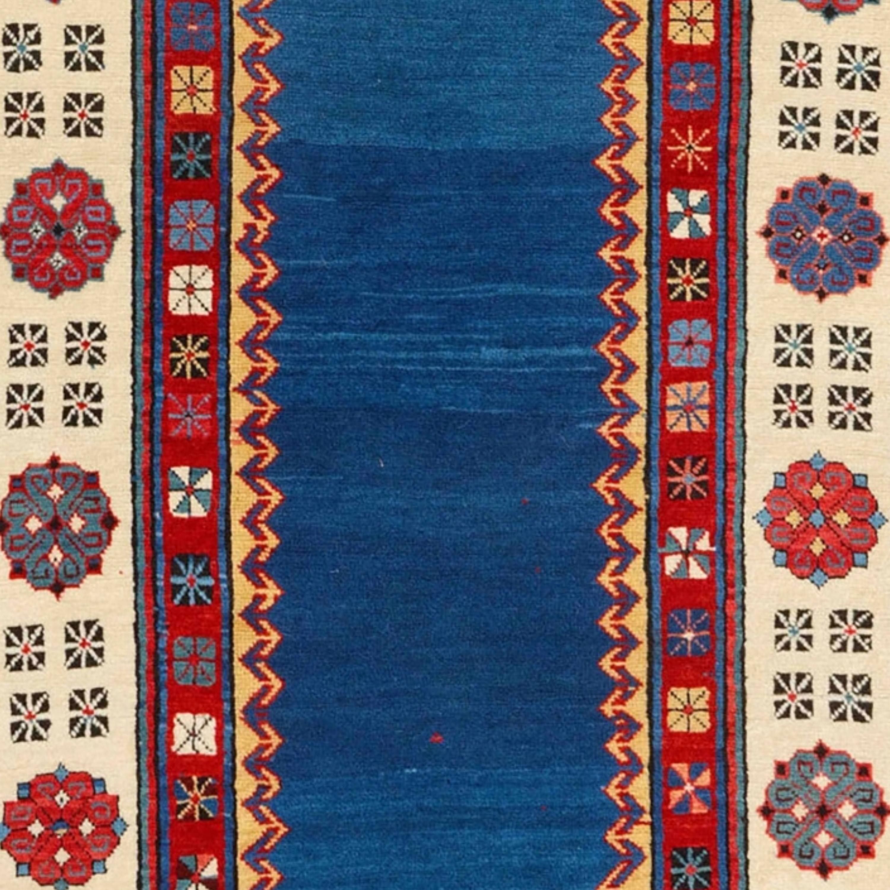 South East Caucasus, Moghan region Talish Rug, Antique Rug, Caucasus Rug In Good Condition For Sale In Sultanahmet, 34