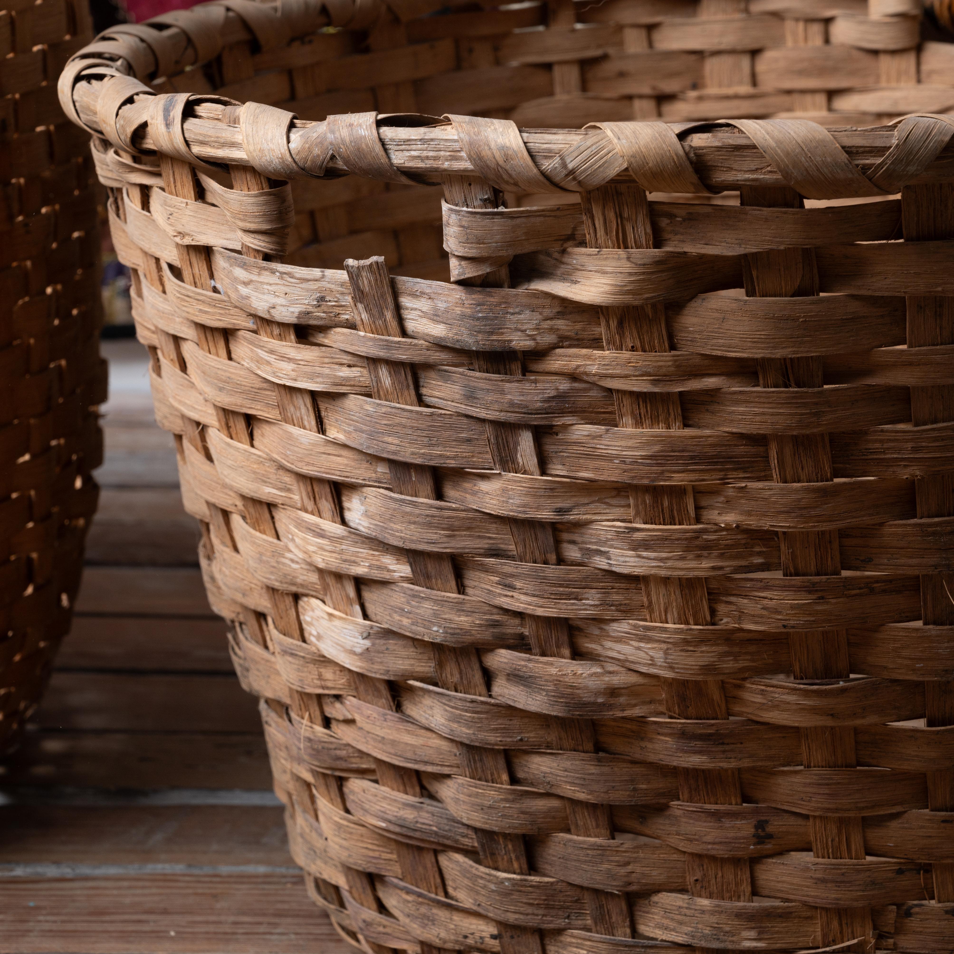 20th Century South Georgia Cotton Picking Baskets - A Pair For Sale